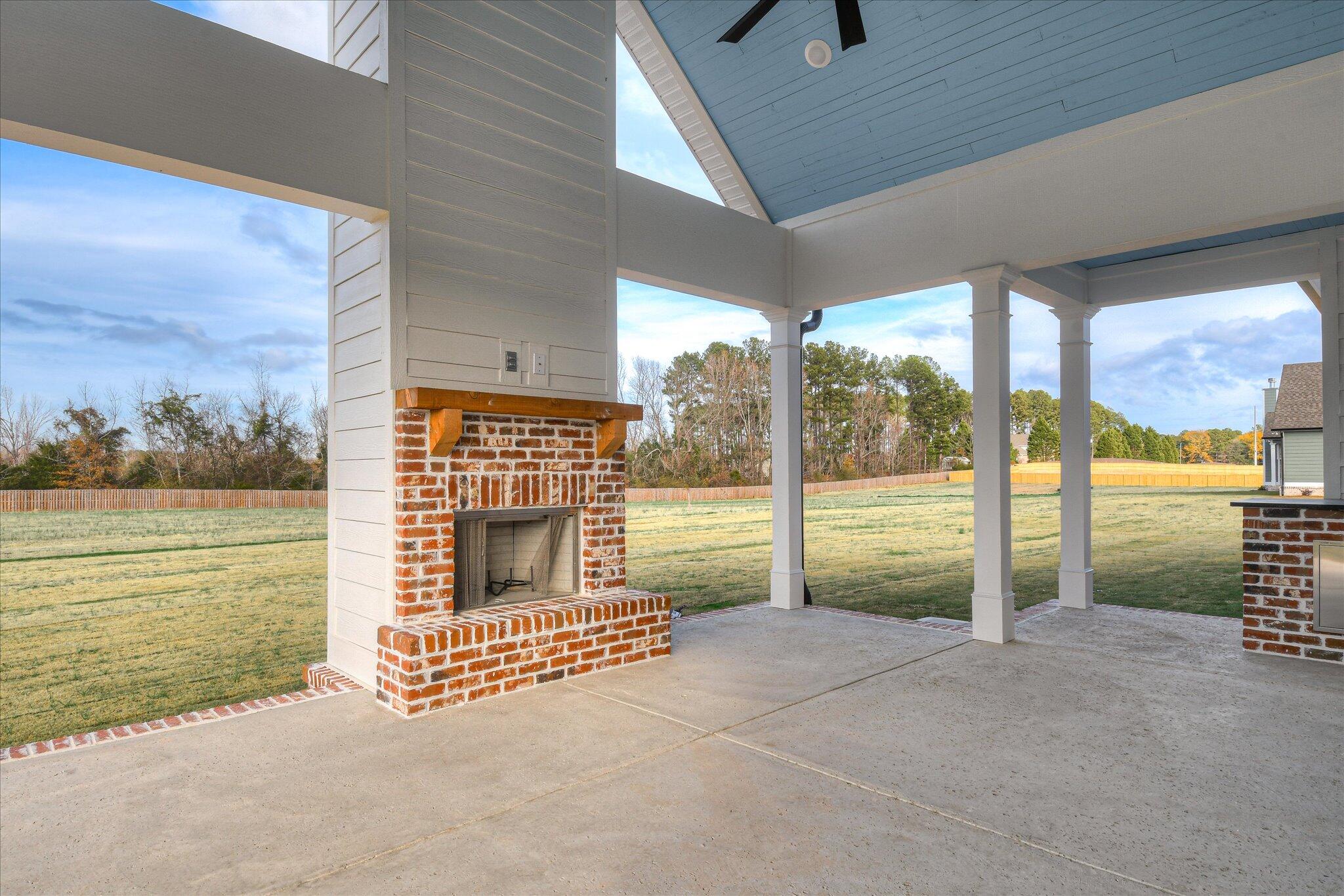 1153 Meandering Trail