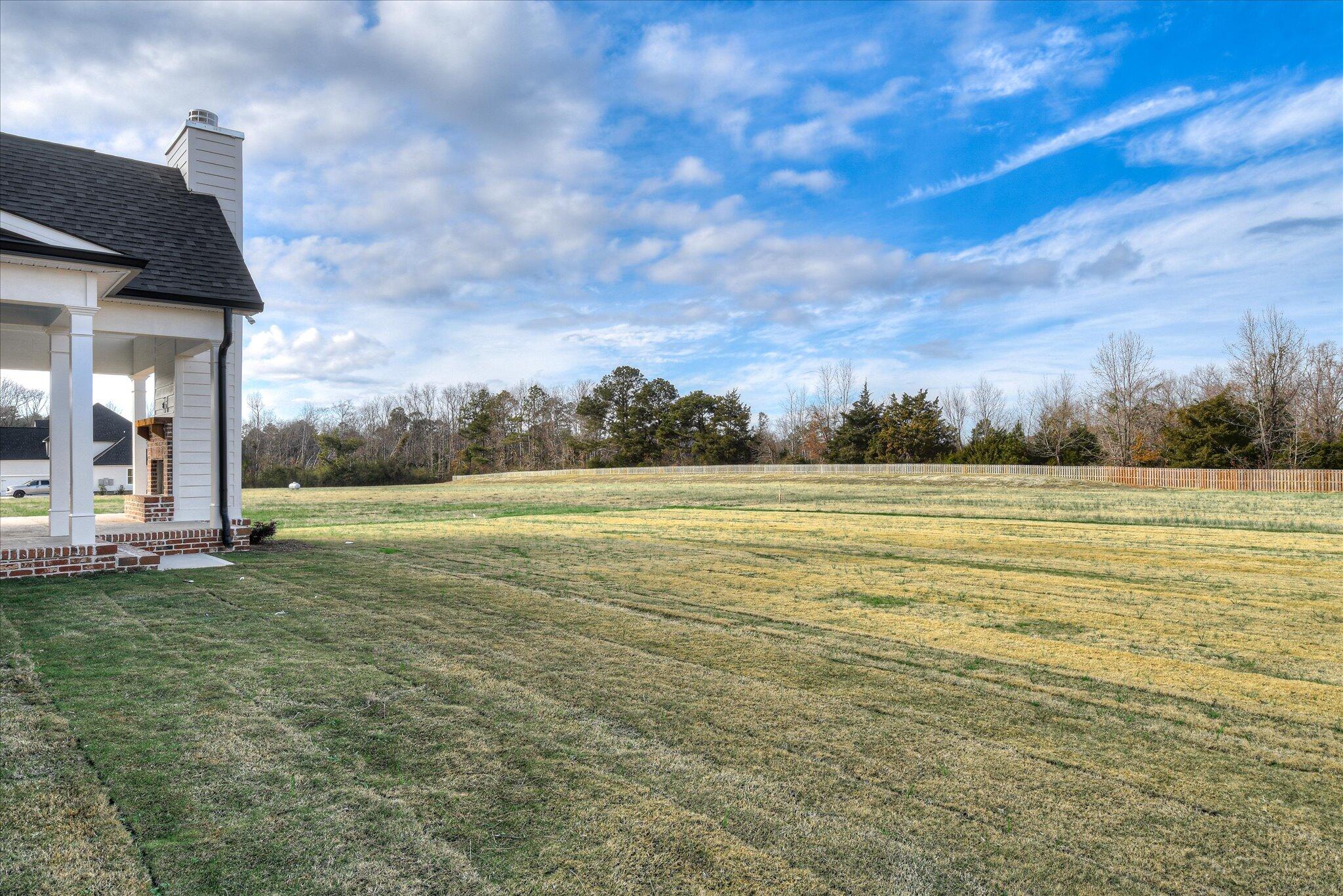 1153 Meandering Trail