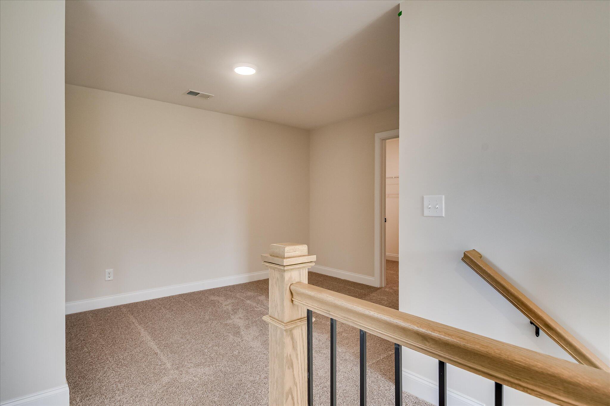 1153 Meandering Trail