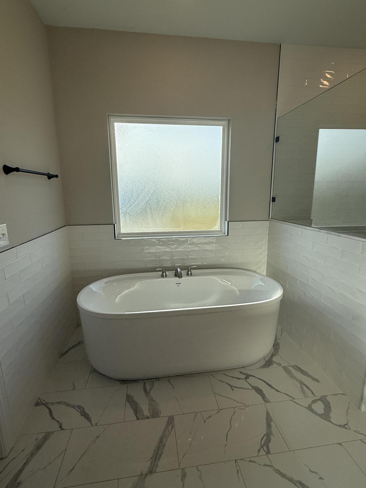 1153 Meandering Trail