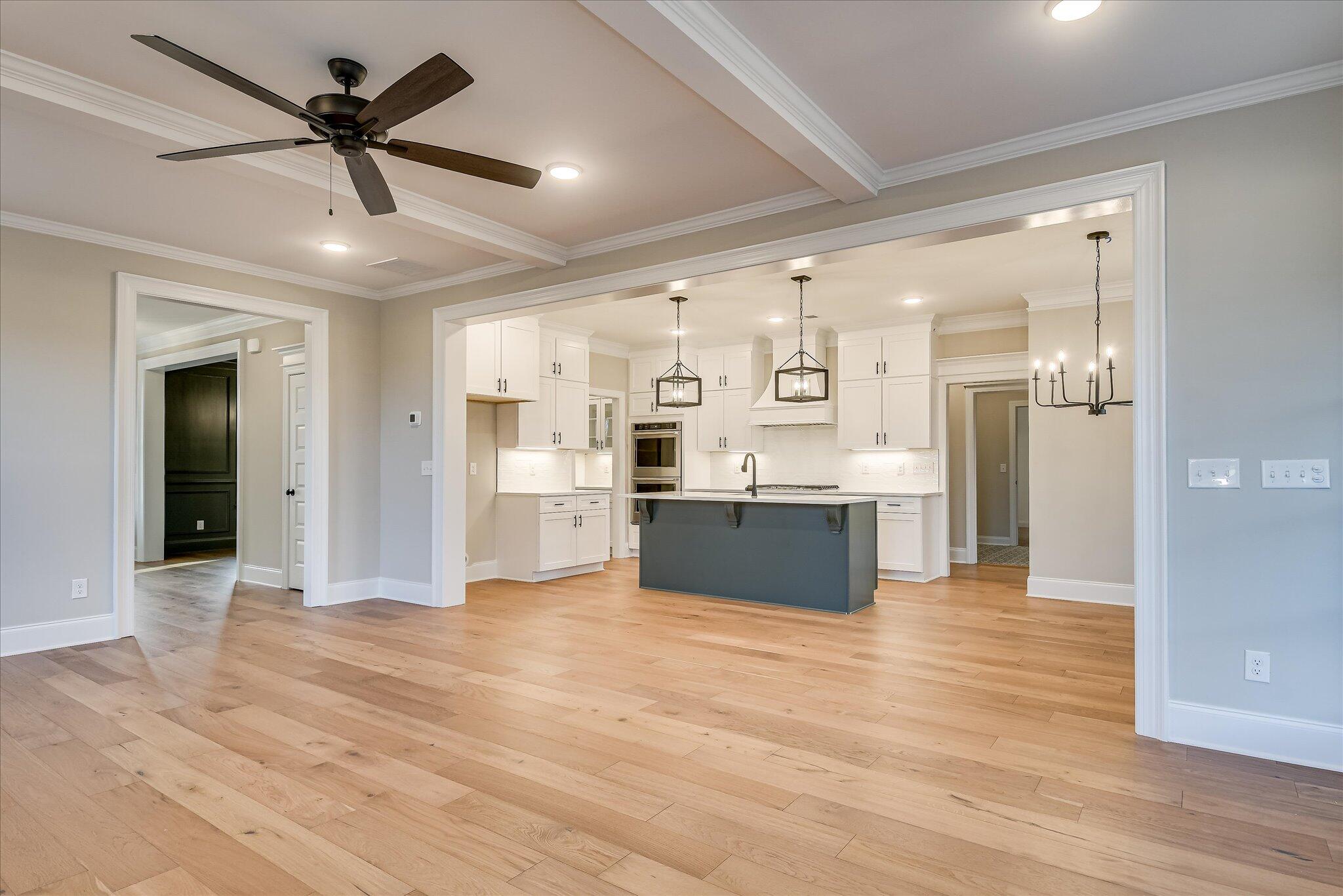 1153 Meandering Trail