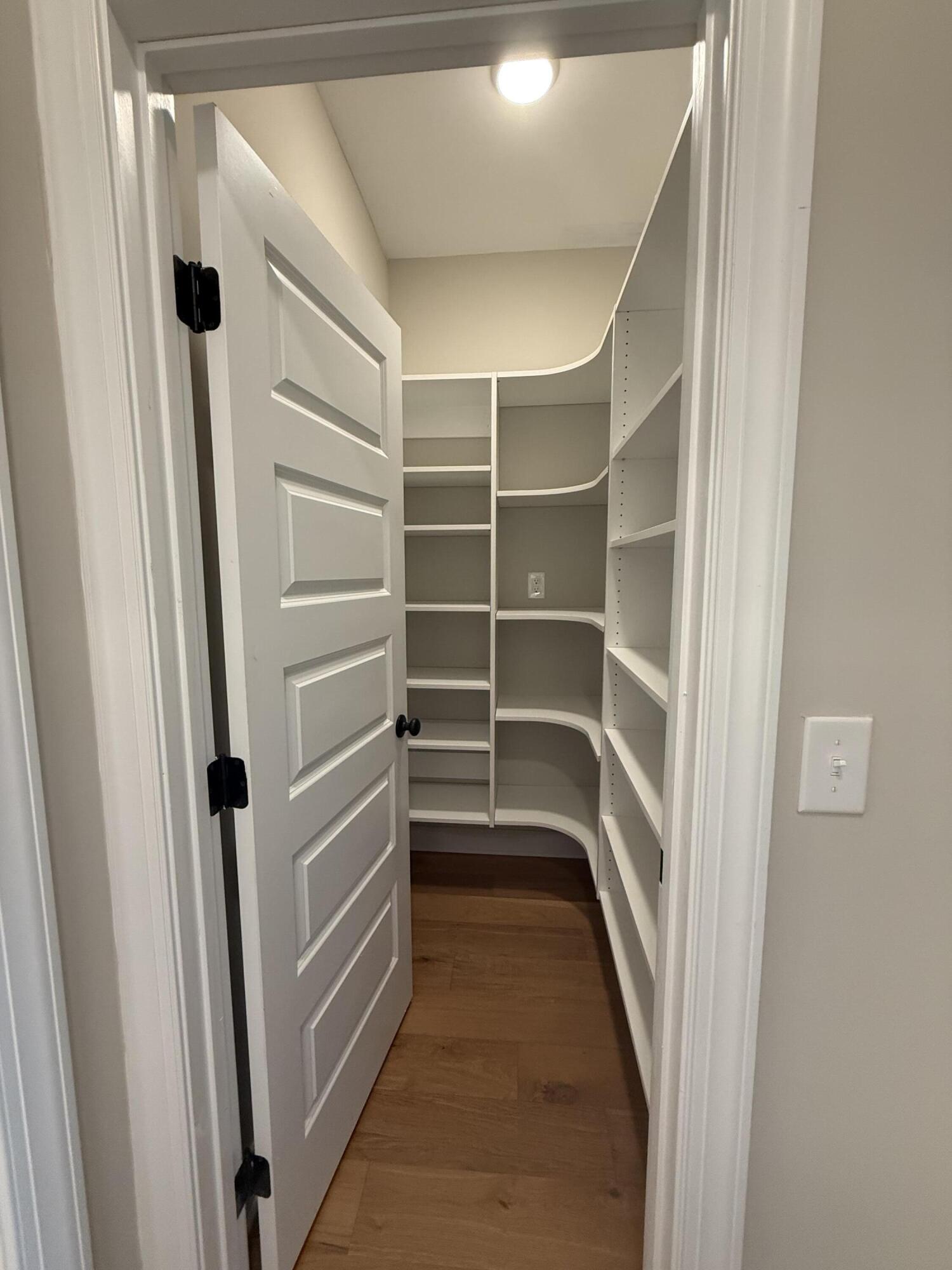 1153 Meandering Trail