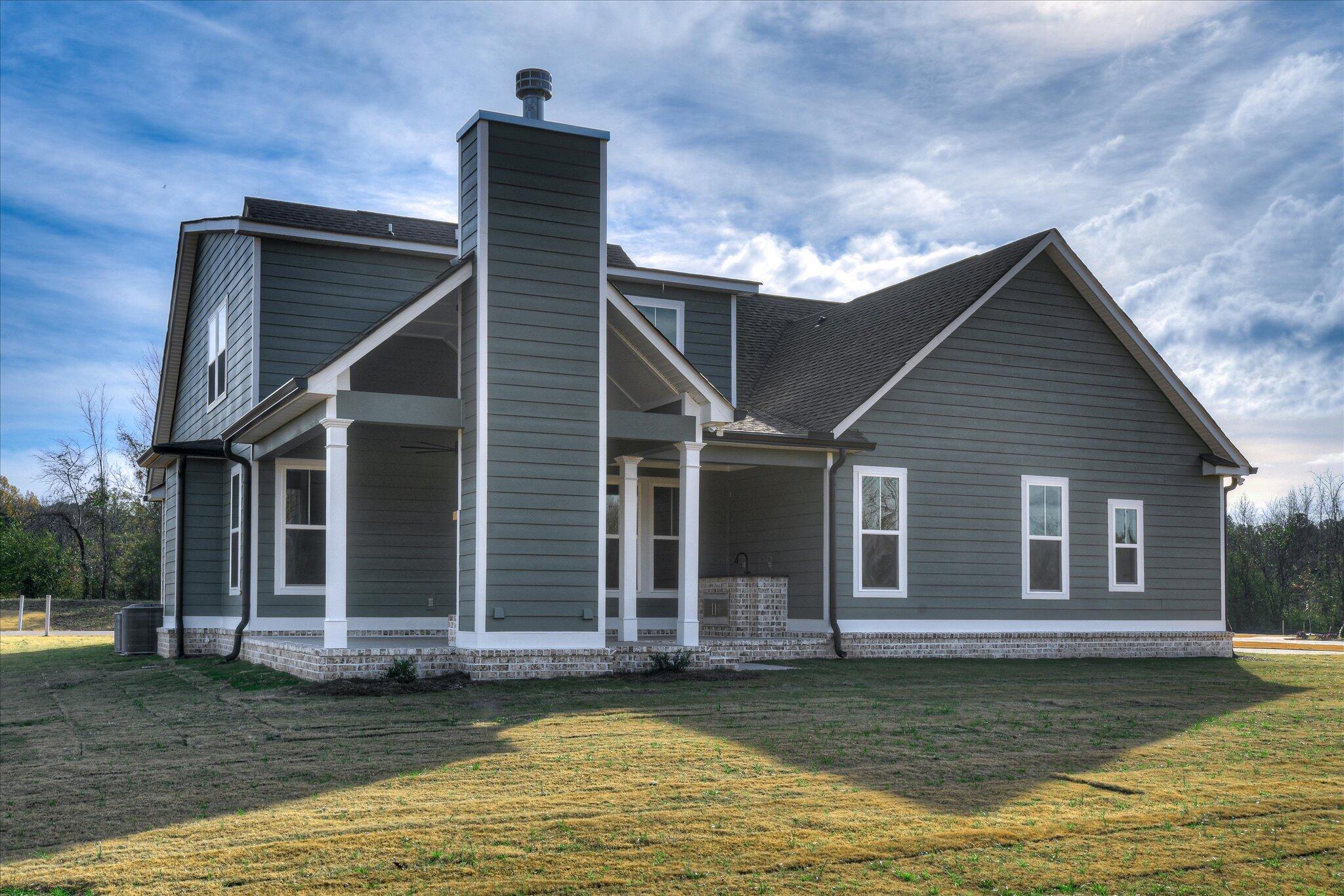 1153 Meandering Trail