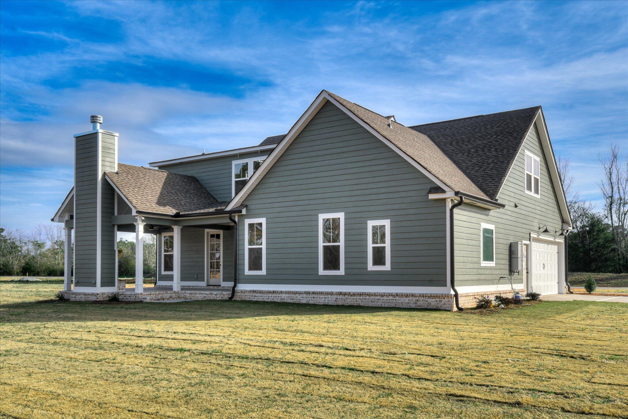 1153 Meandering Trail