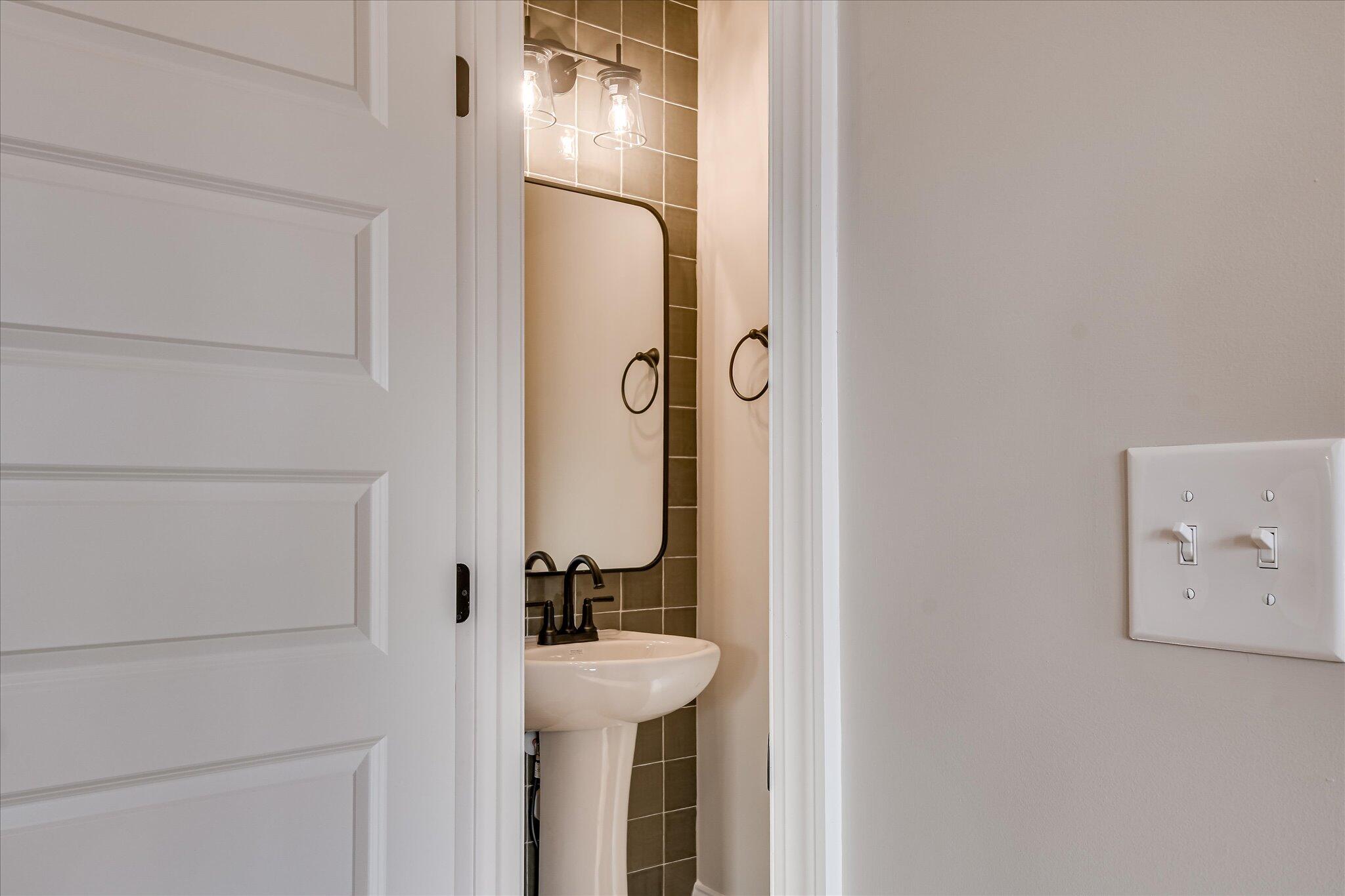 1153 Meandering Trail