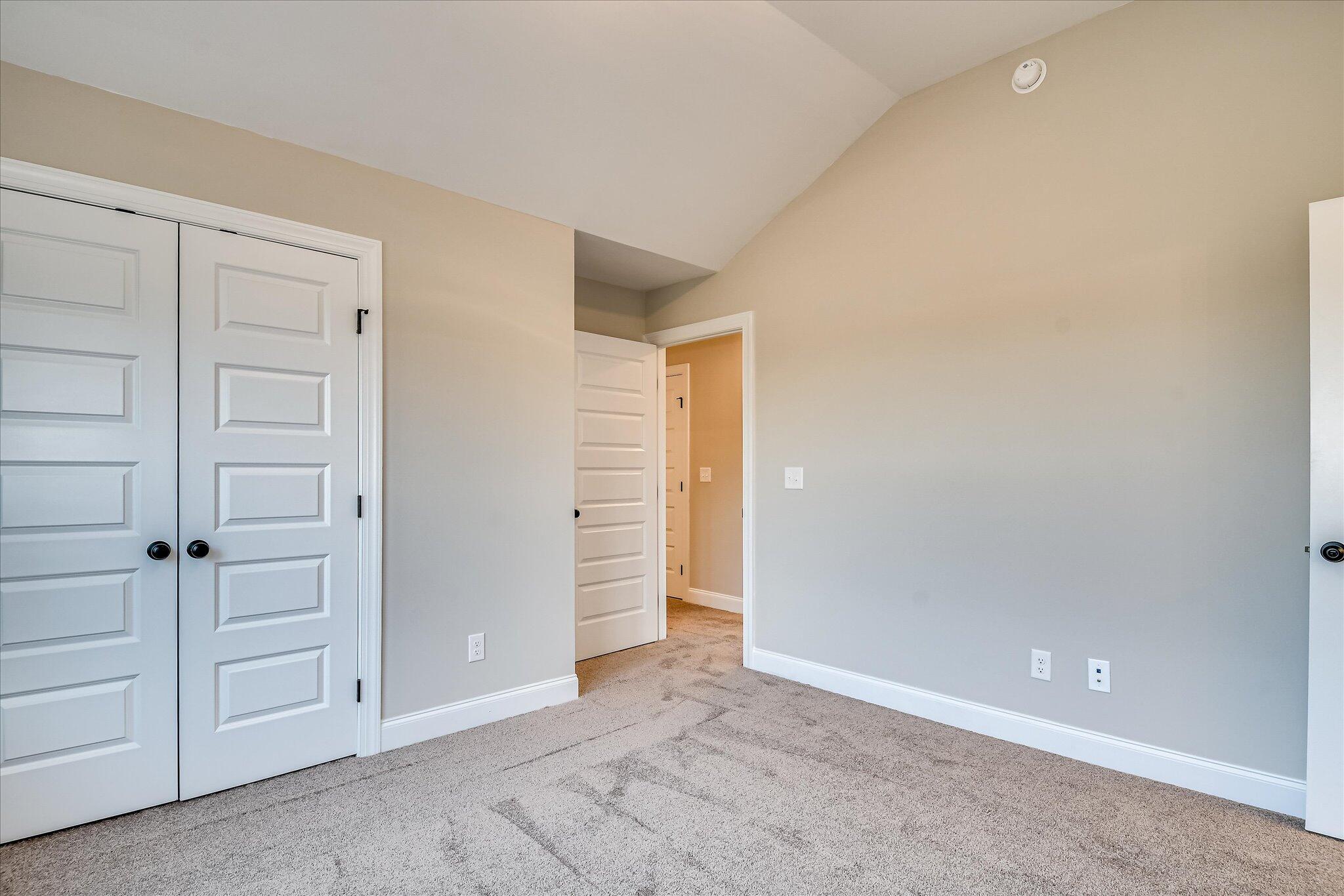 1153 Meandering Trail