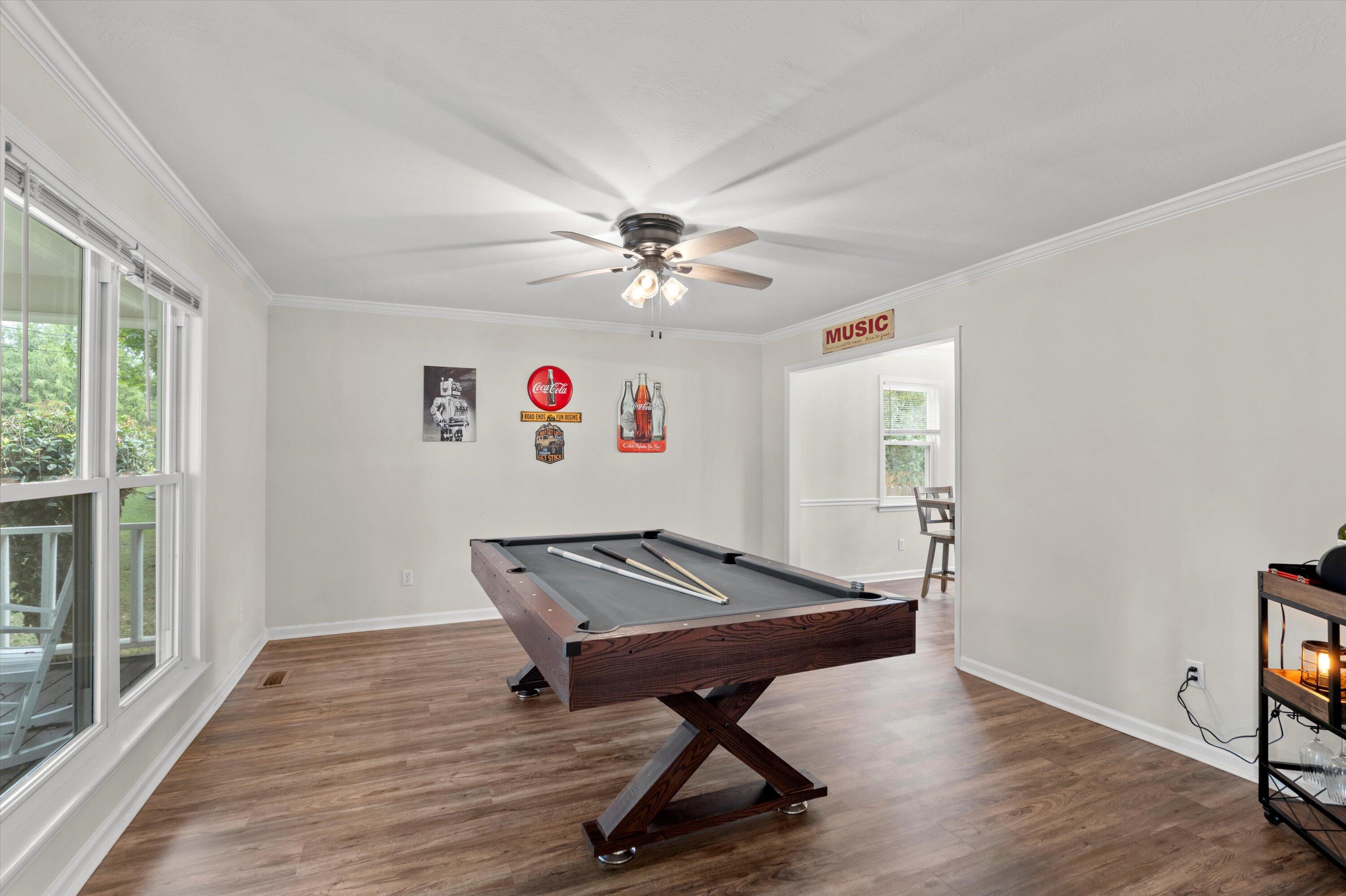 499 W Crystal Creek W Creek