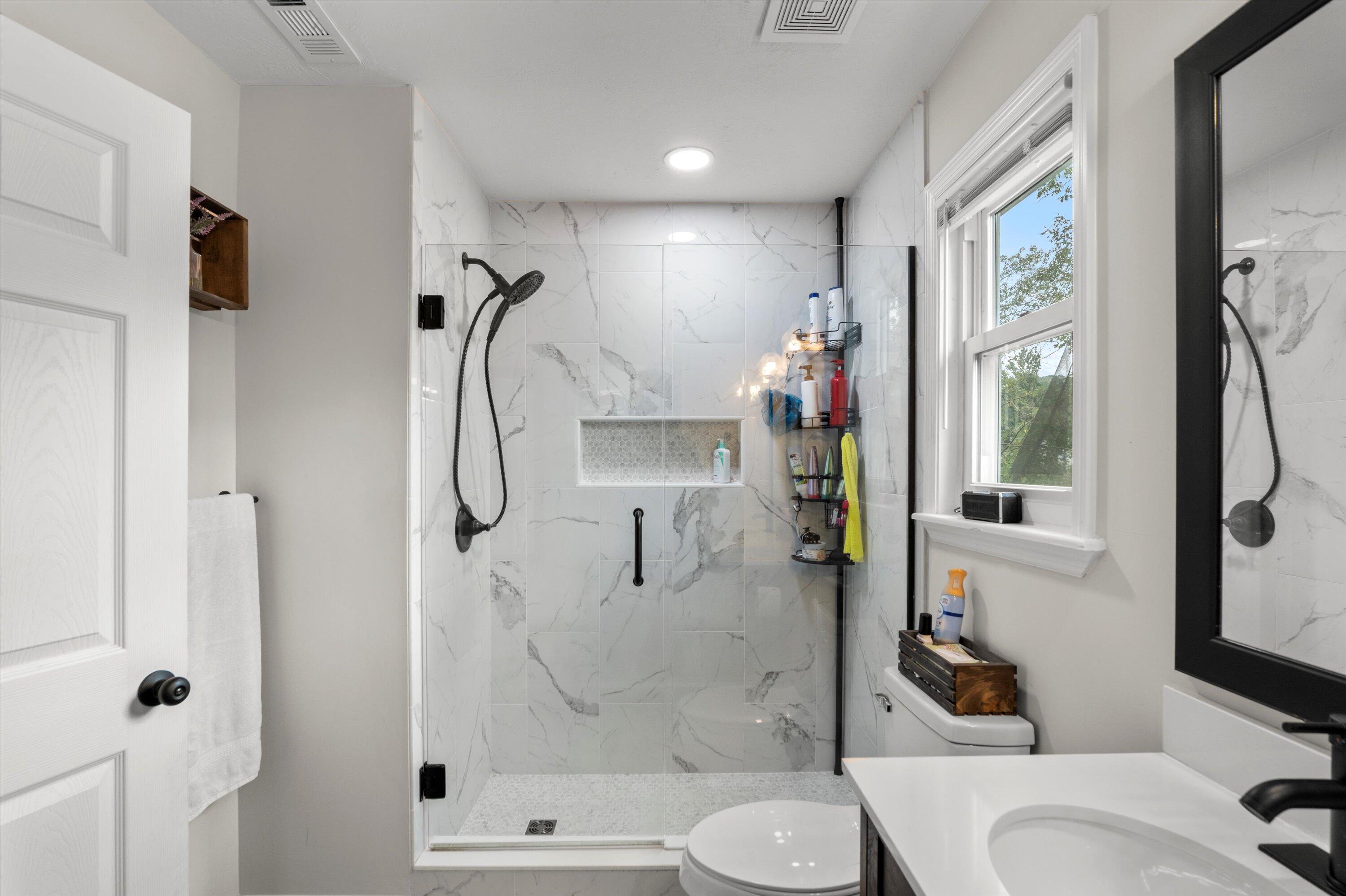 499 W Crystal Creek W Creek