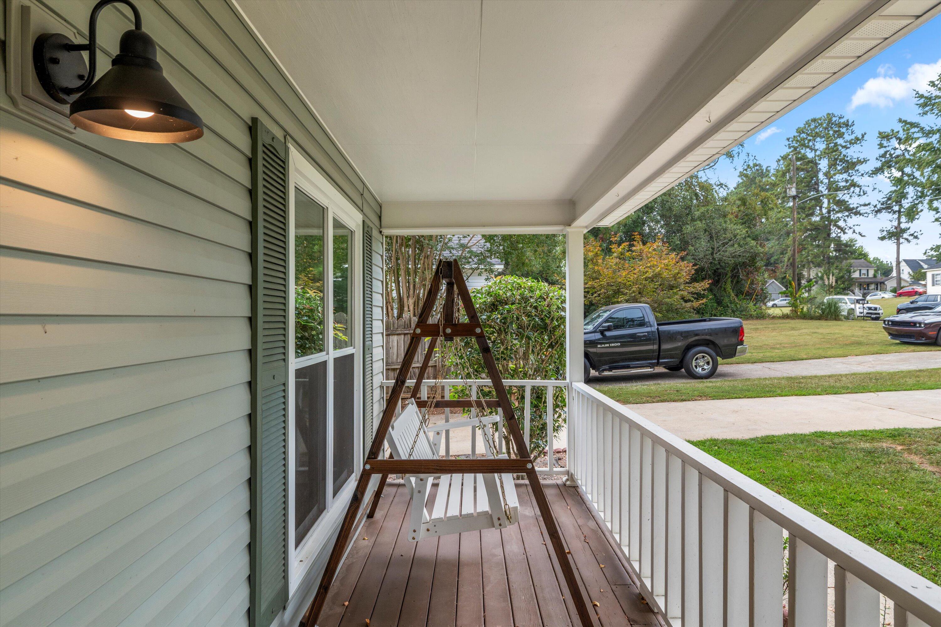 499 W Crystal Creek W Creek