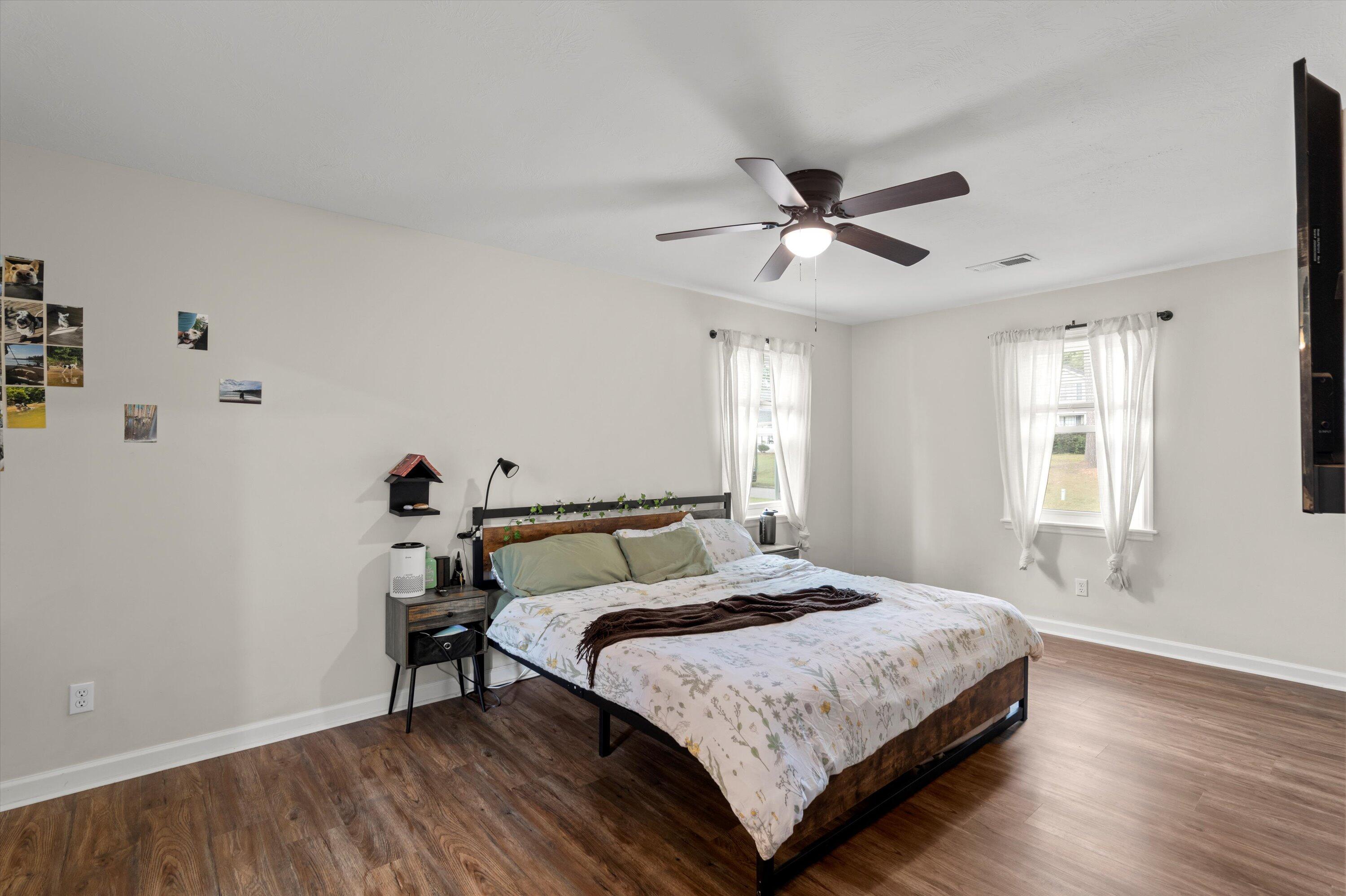 499 W Crystal Creek W Creek