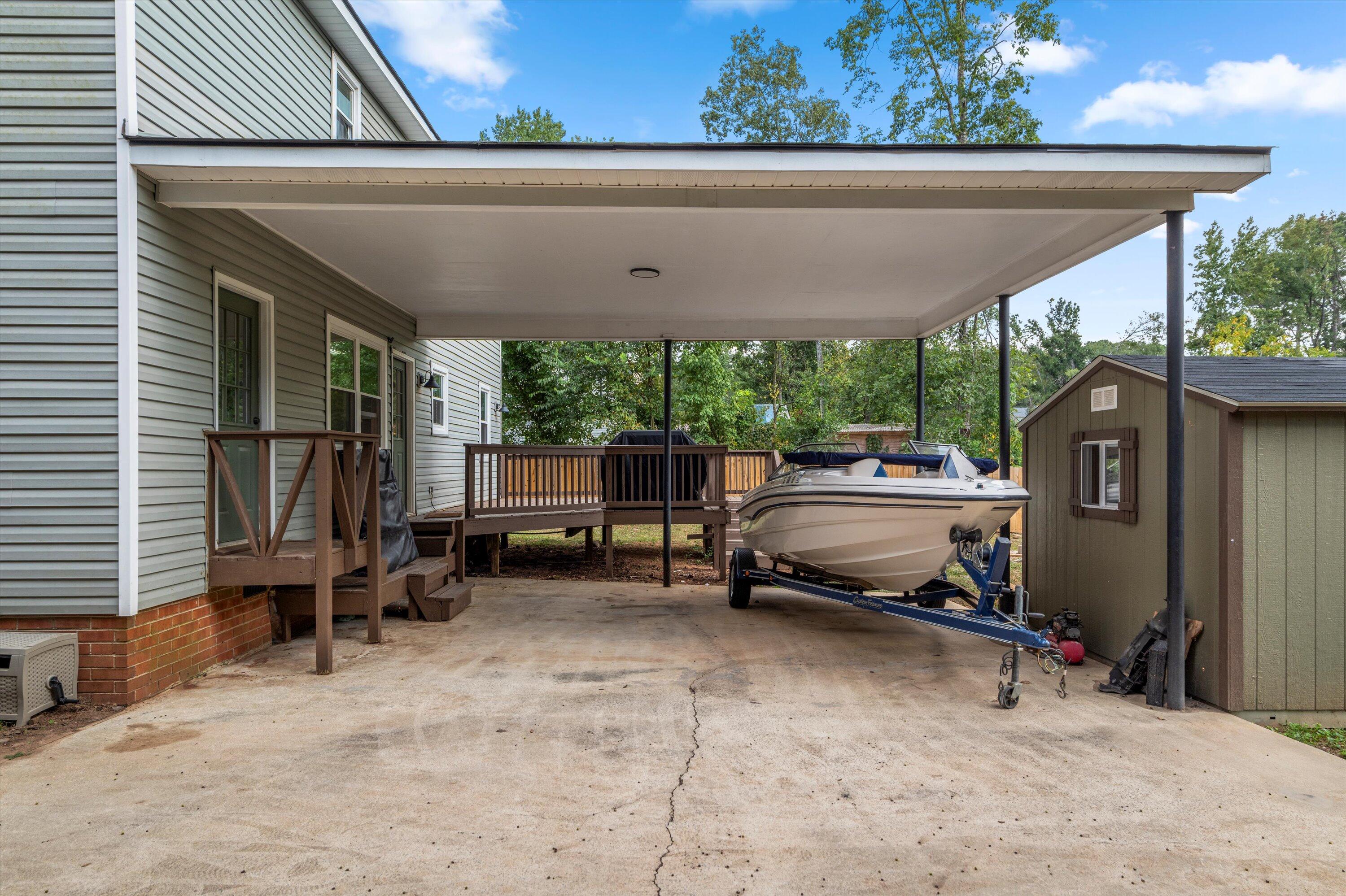 499 W Crystal Creek W Creek