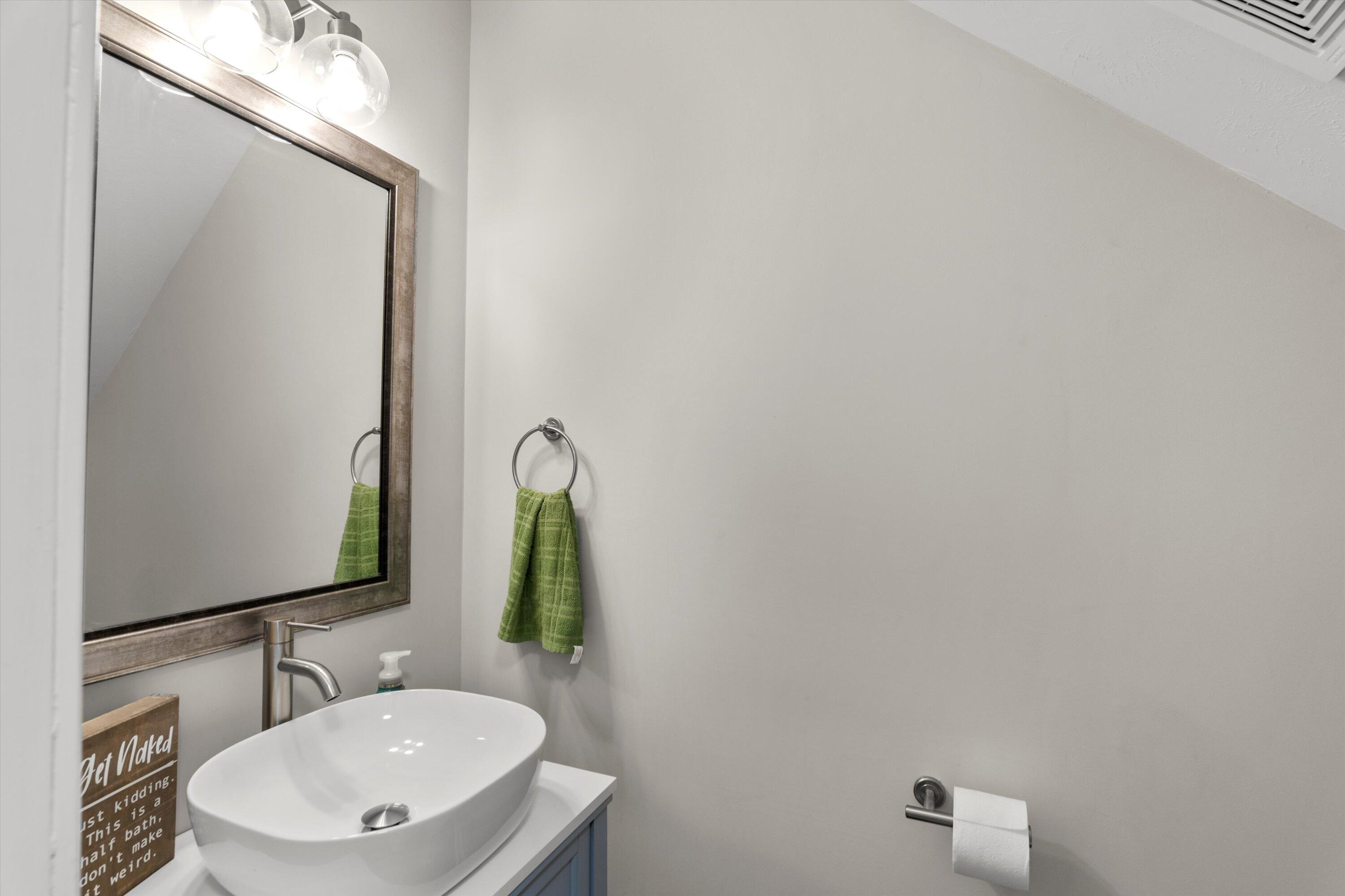 499 W Crystal Creek W Creek