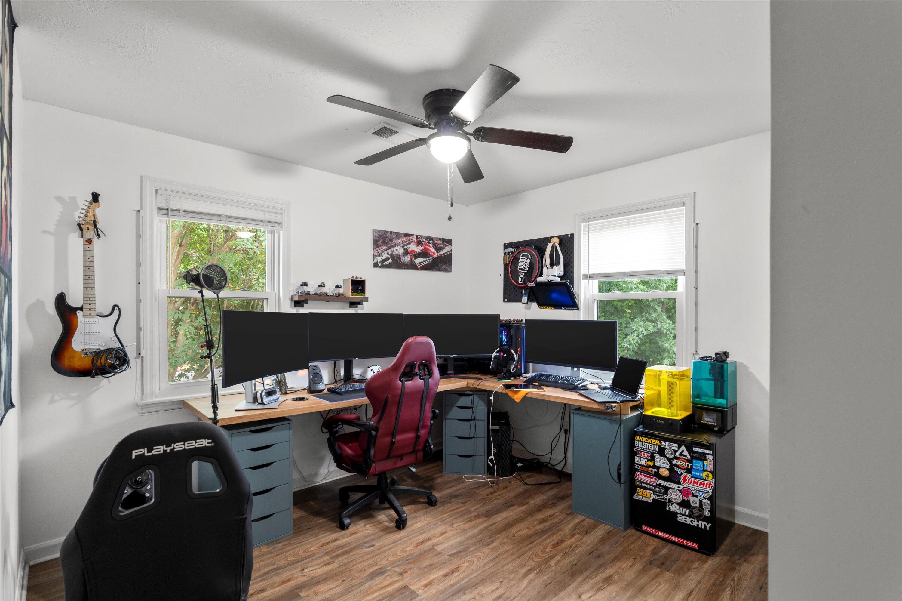 499 W Crystal Creek W Creek