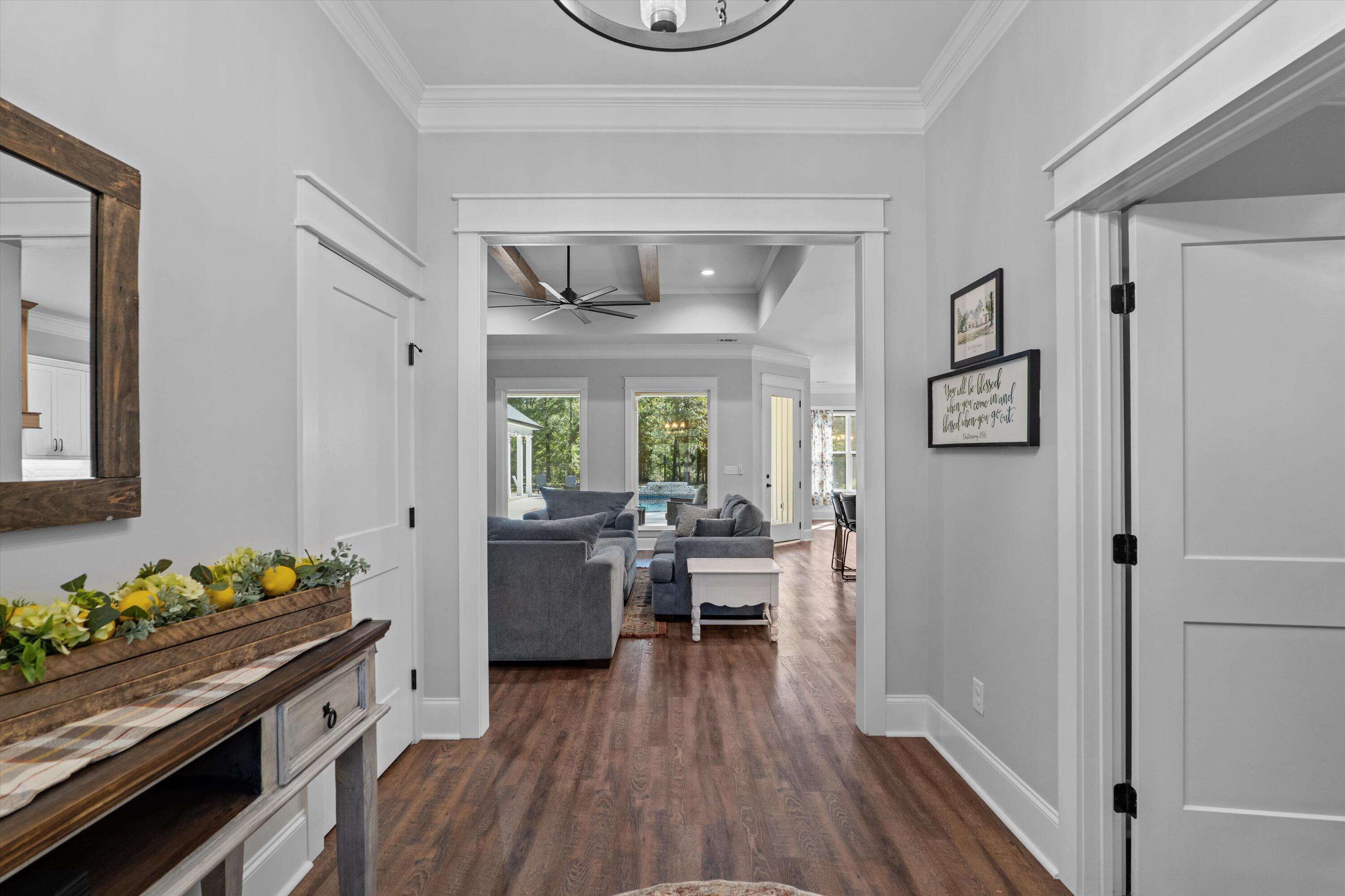 390 Shagbark Way Way