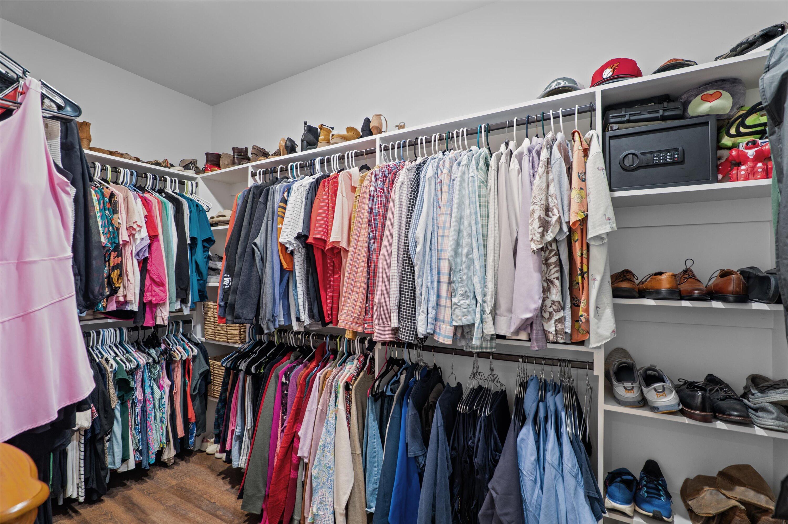 390 Shagbark Way Way