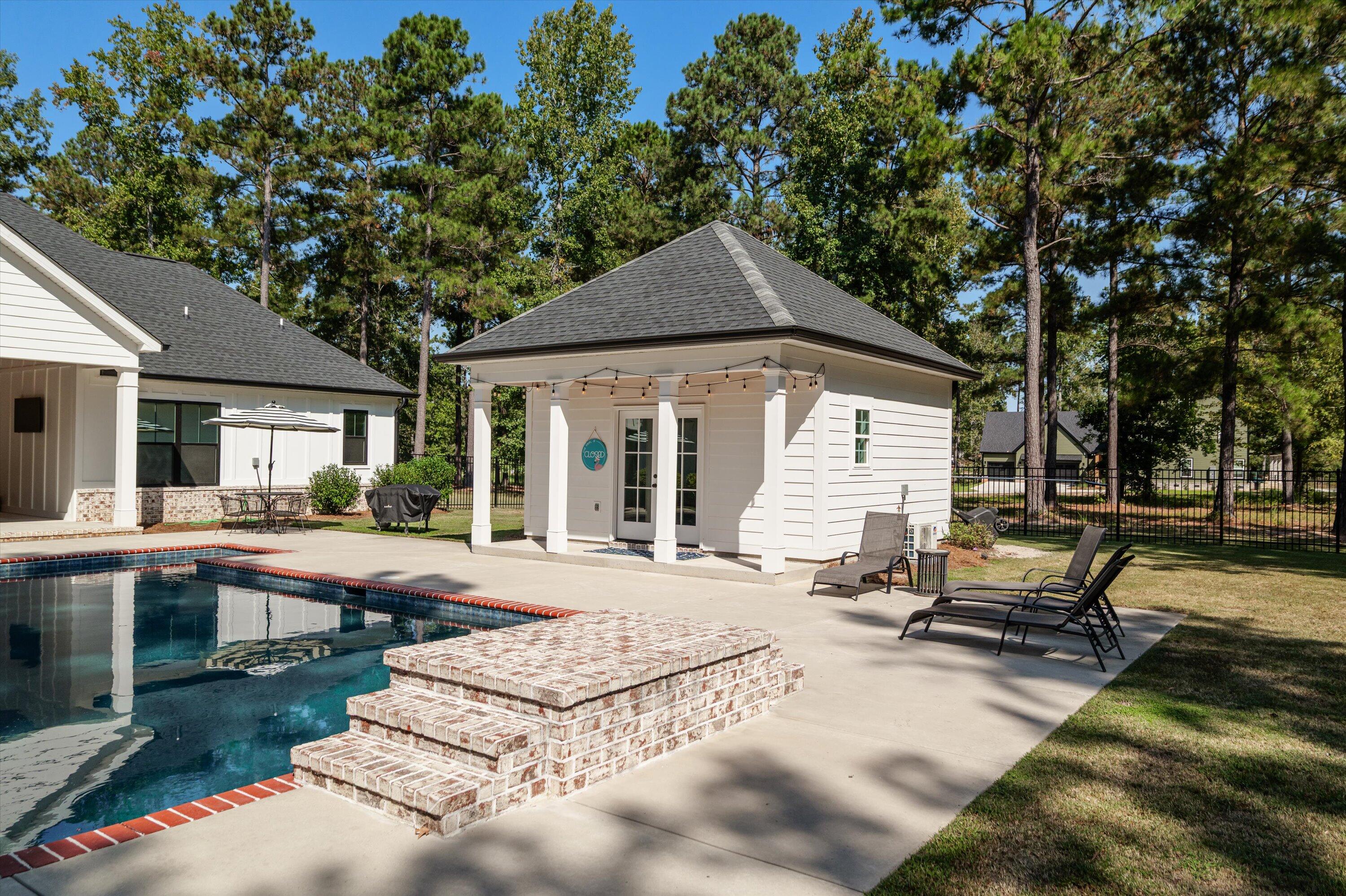 390 Shagbark Way Way