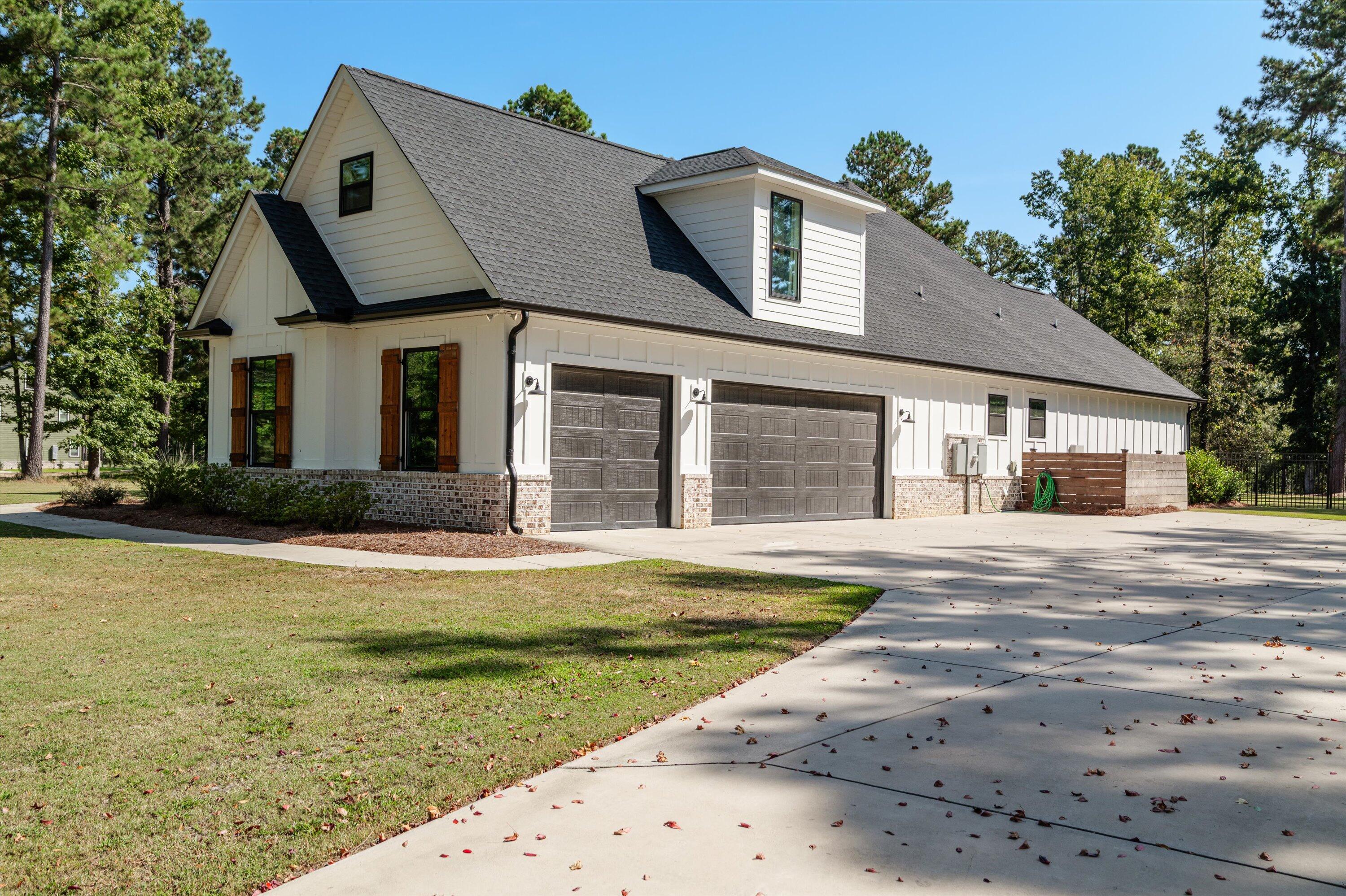 390 Shagbark Way Way