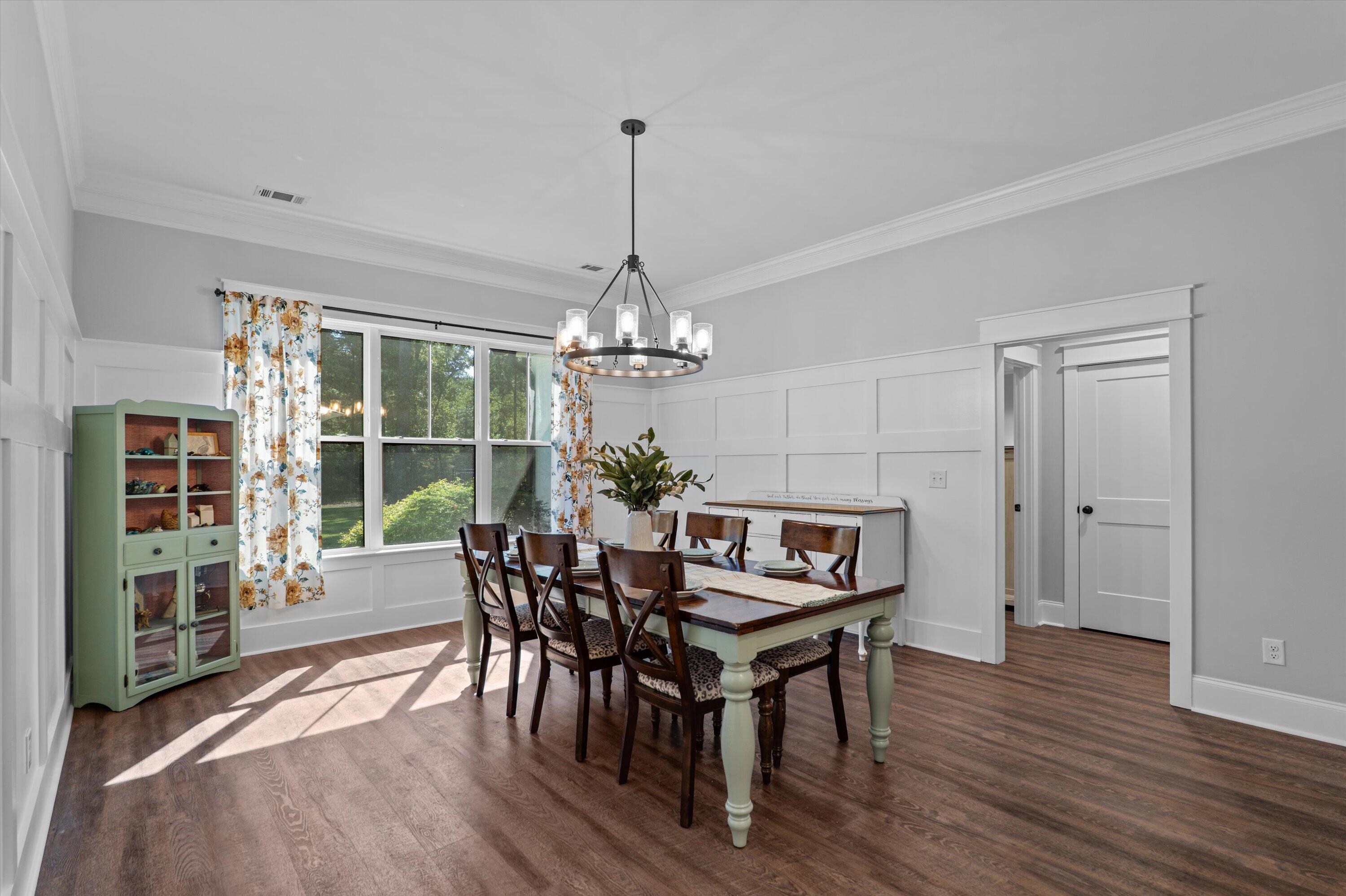 390 Shagbark Way Way