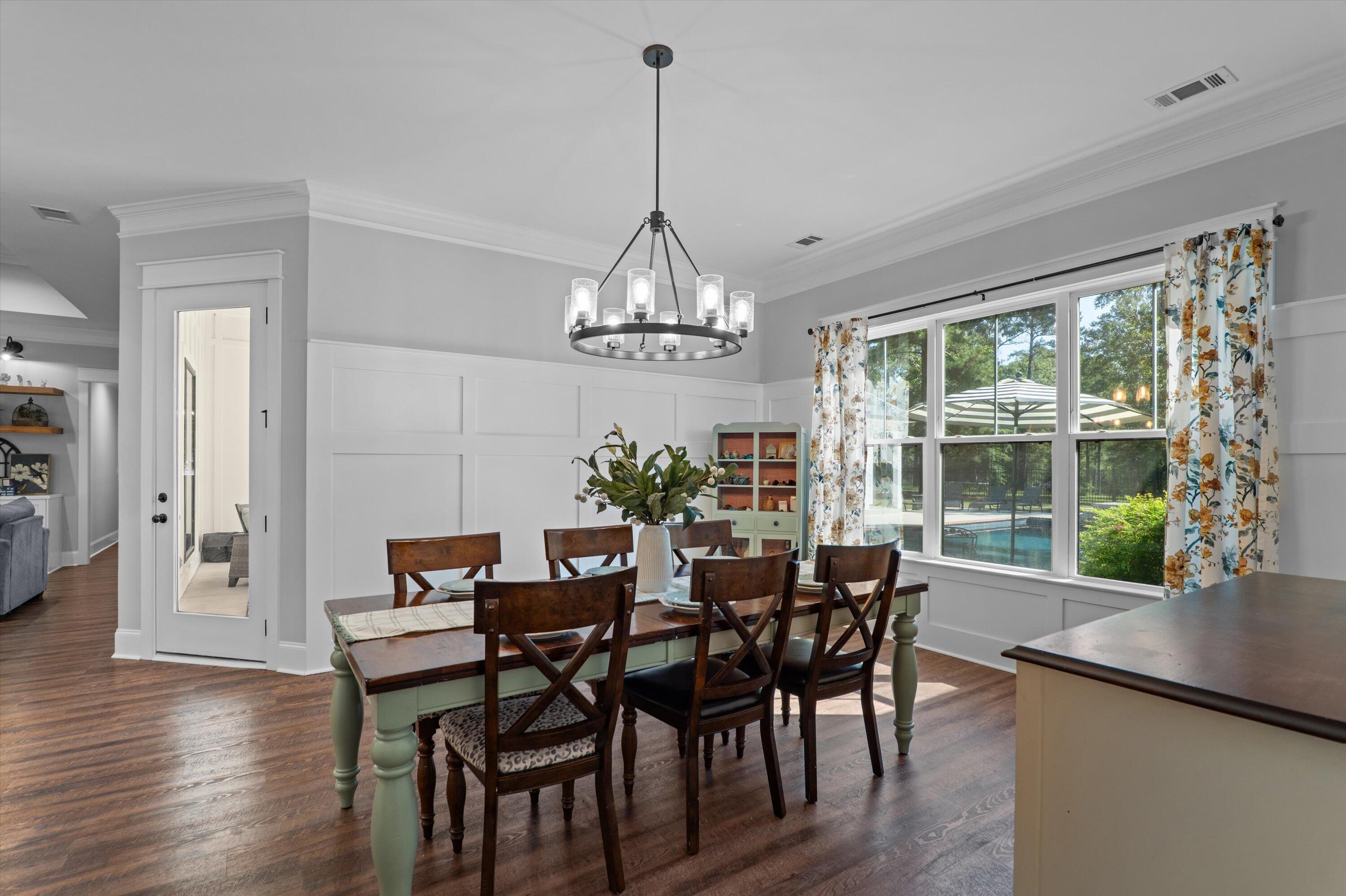 390 Shagbark Way Way