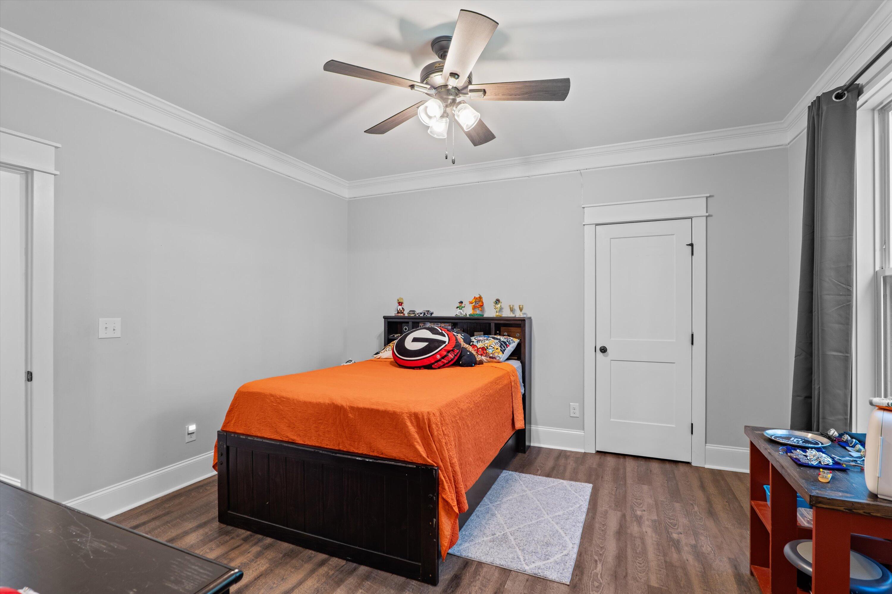 390 Shagbark Way Way