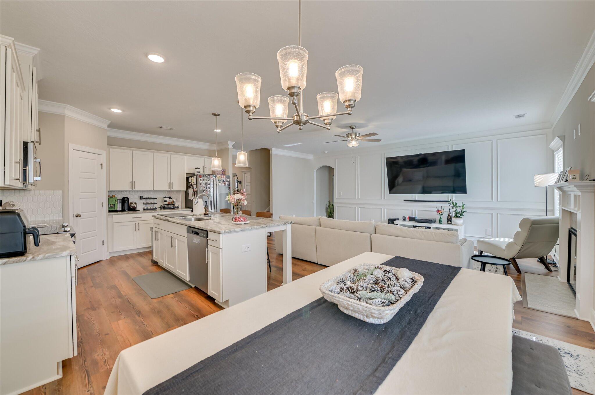 5935 Big Pond Trail