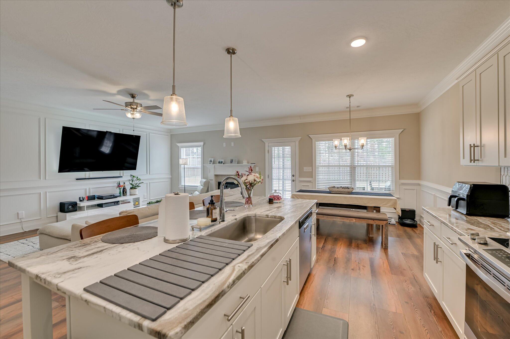 5935 Big Pond Trail