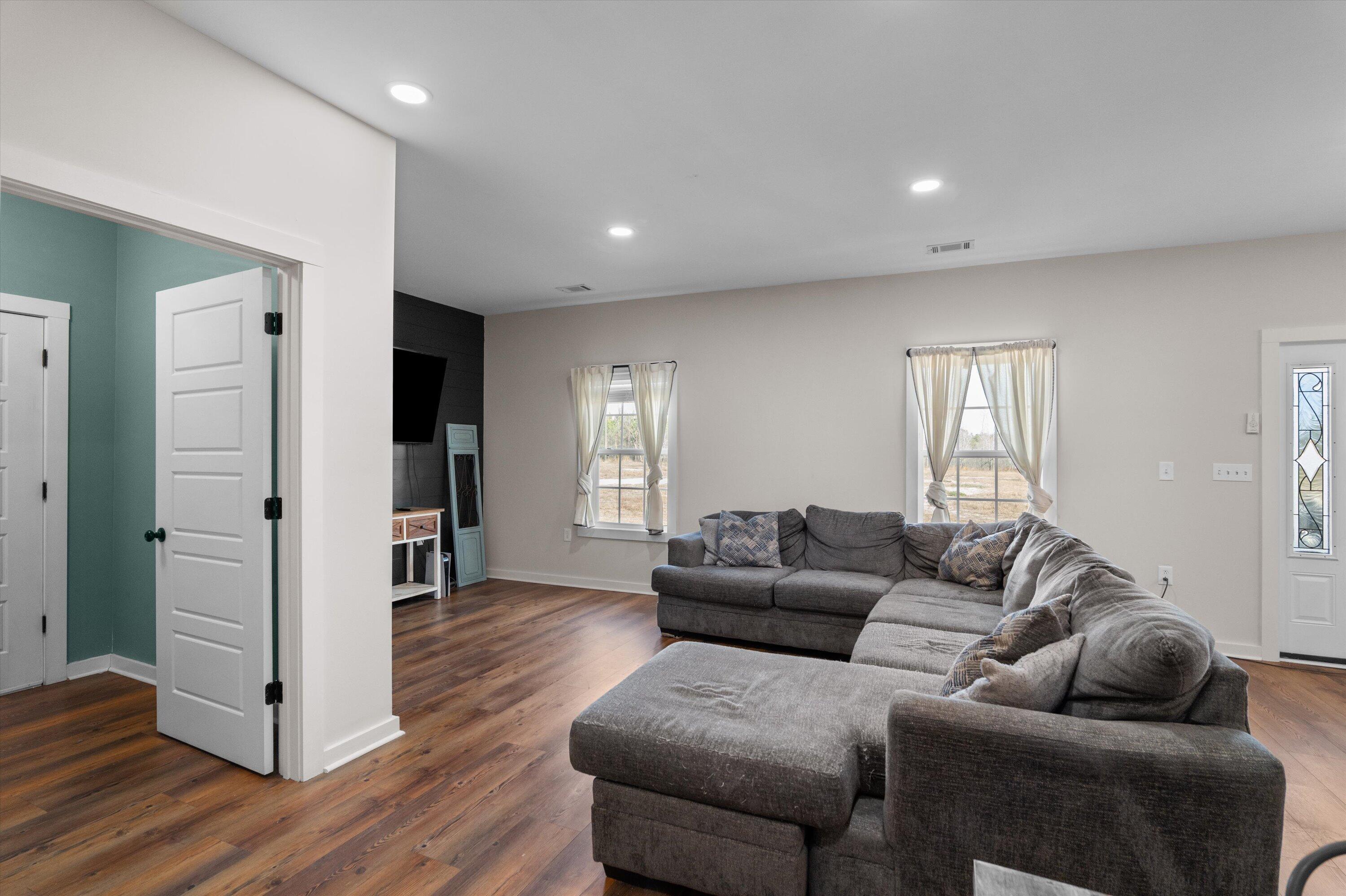 2579 Jessie James Pond Road