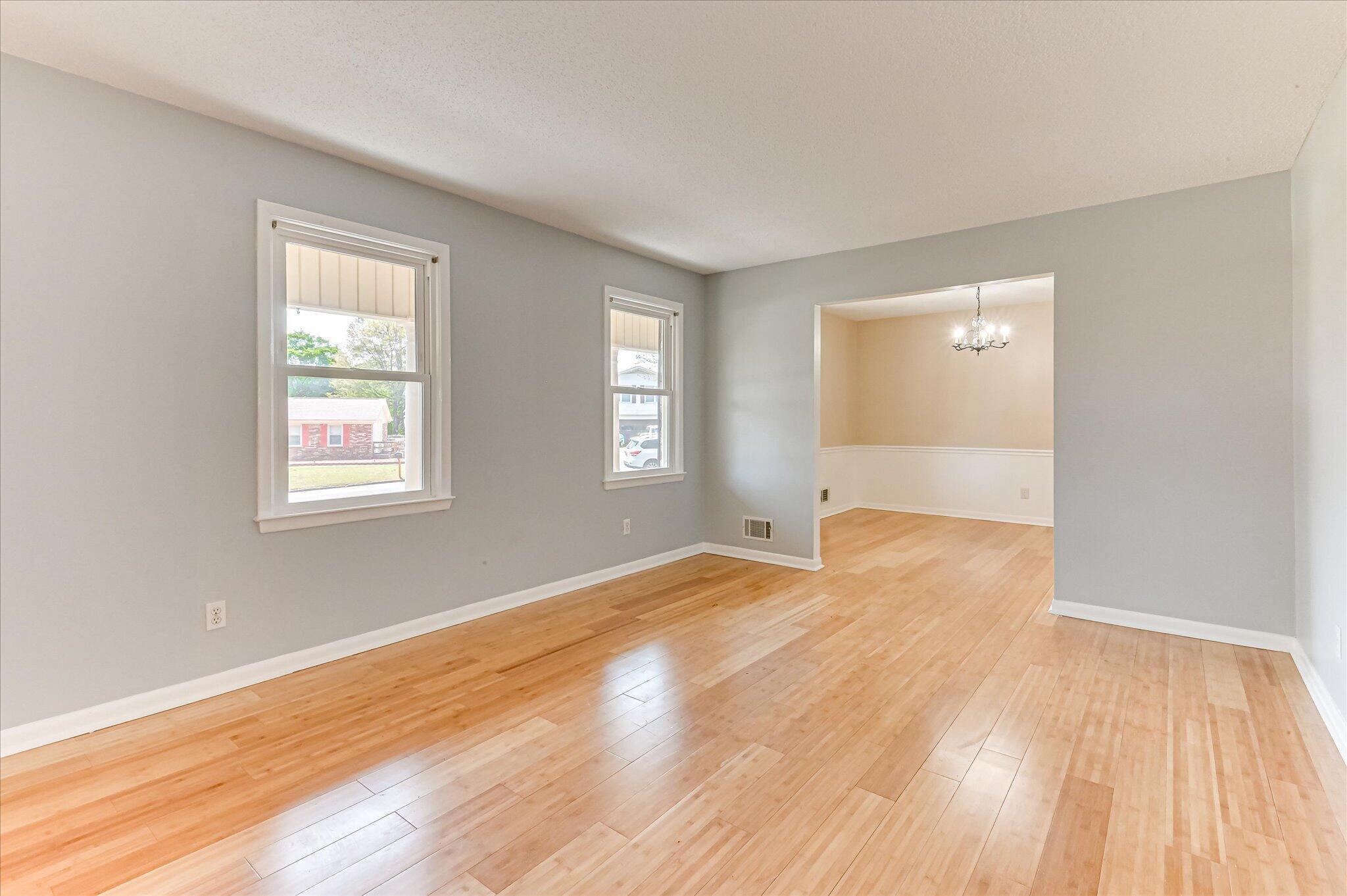 160 Creek View Circle