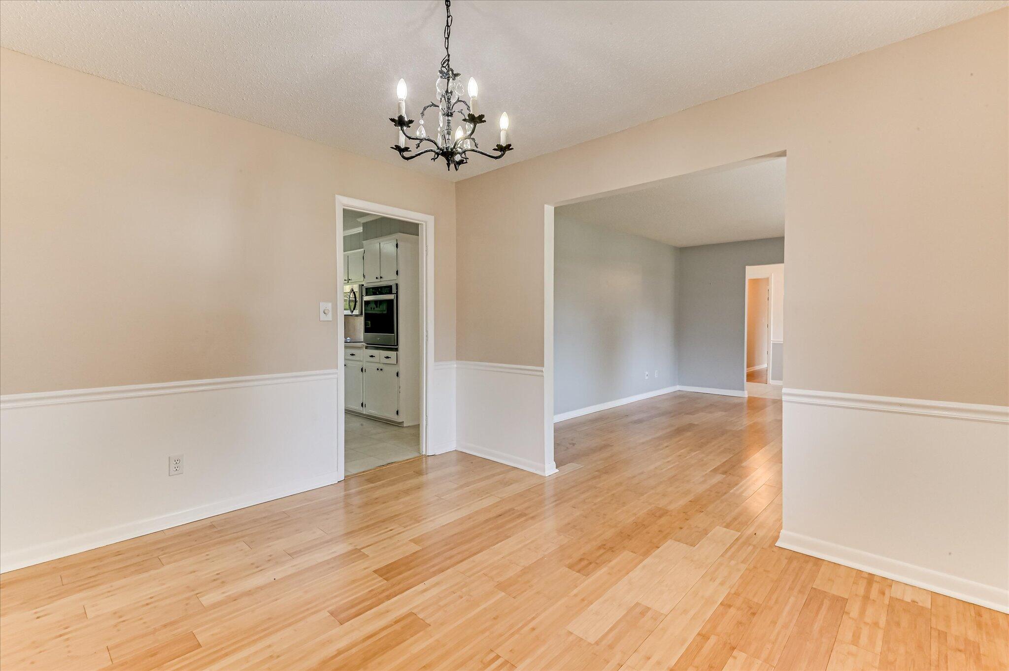 160 Creek View Circle