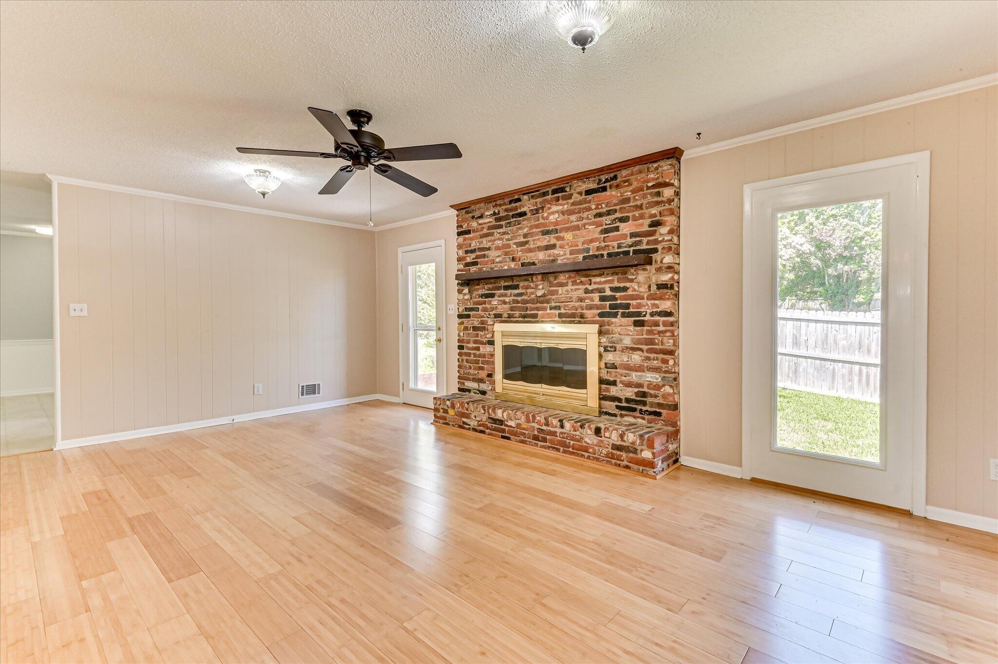 160 Creek View Circle