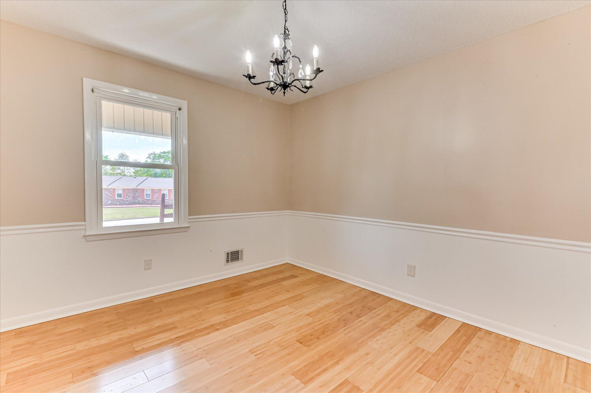 160 Creek View Circle