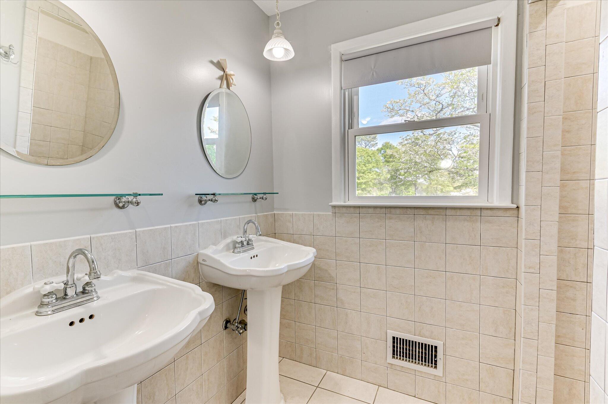 160 Creek View Circle