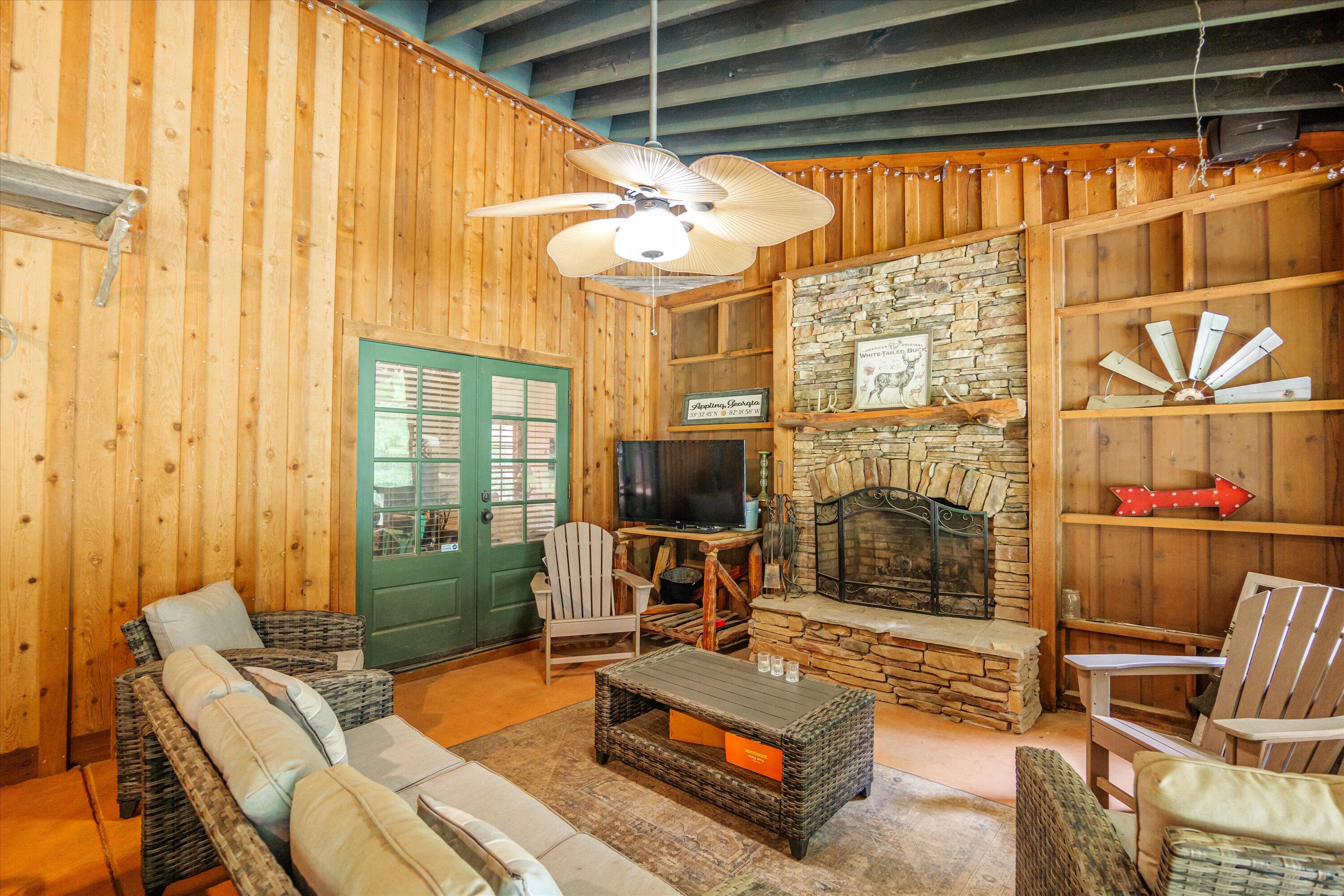 7601 Winfield Hills Road
