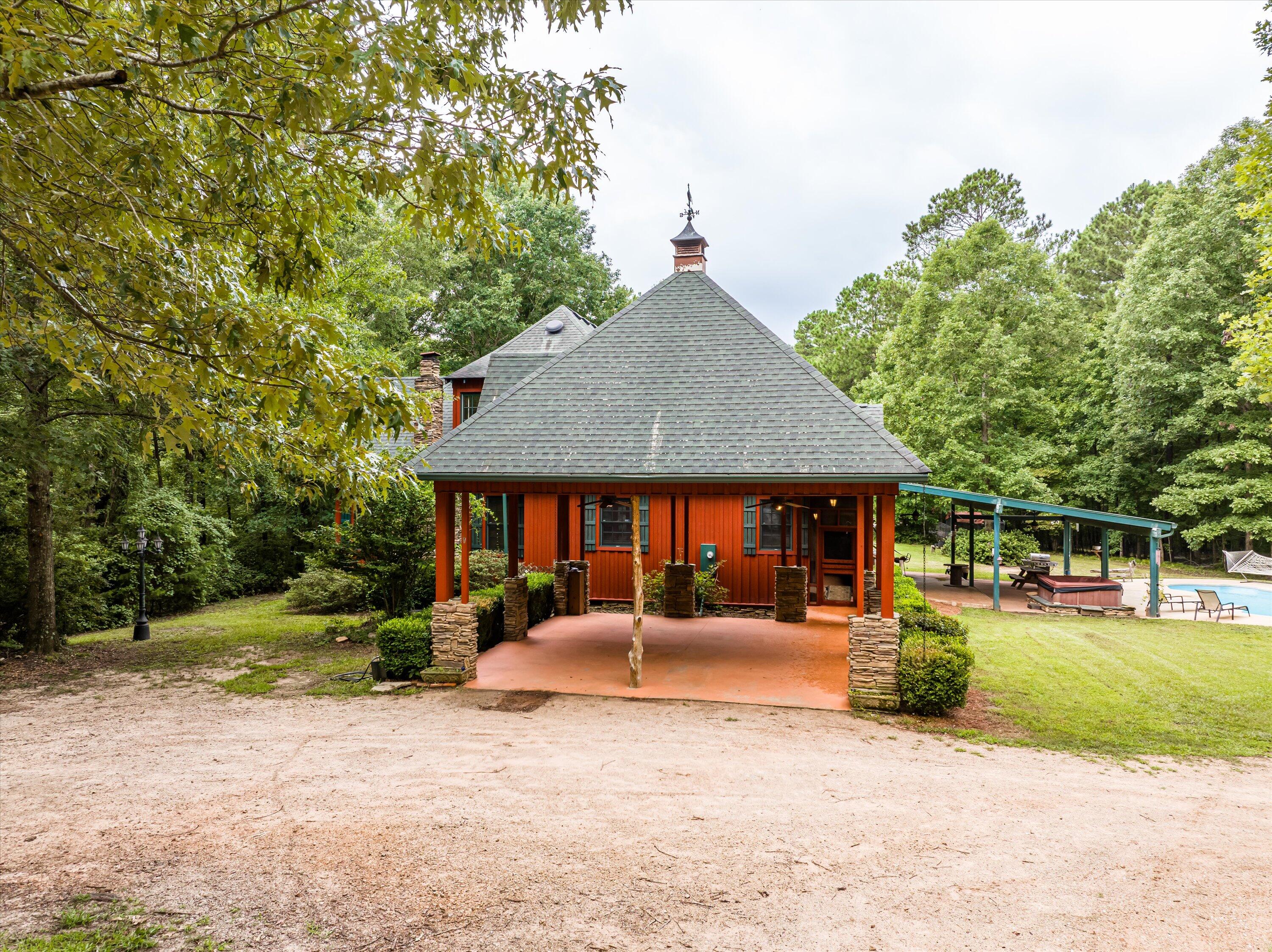 7601 Winfield Hills Road