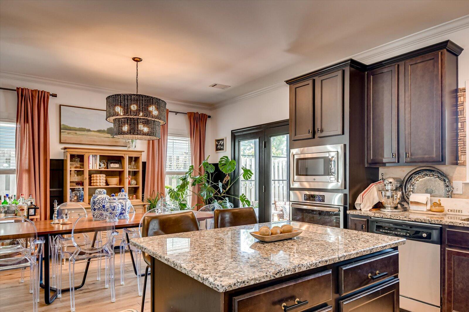 1718 Edenburg Way