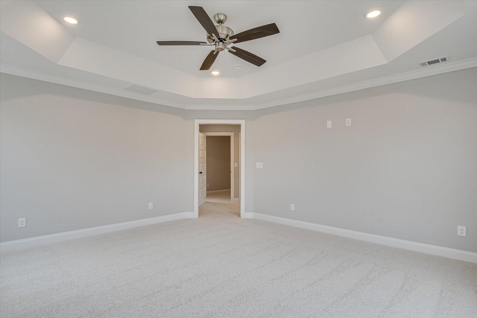 908 Walker Pt Drive