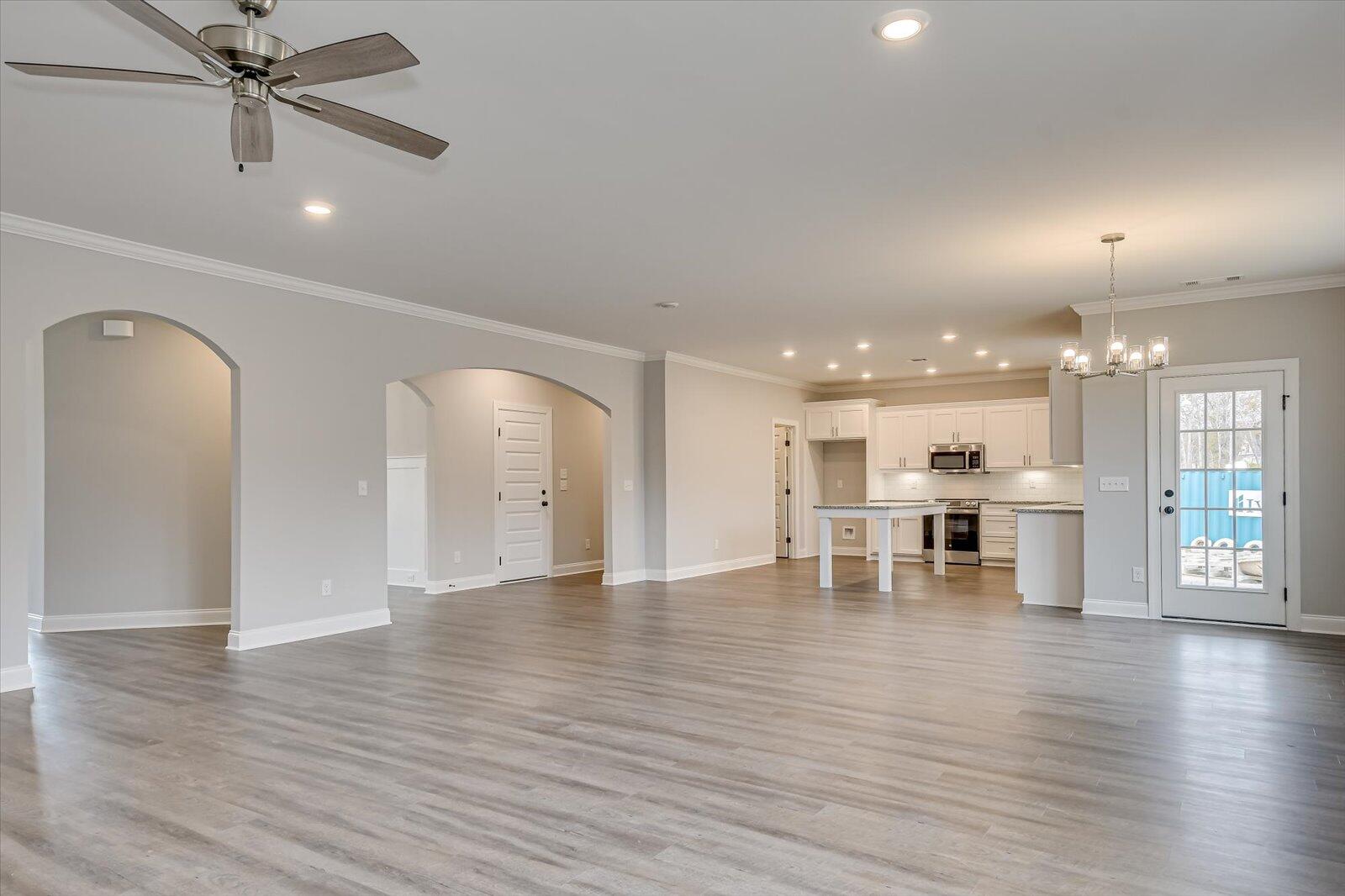 908 Walker Pt Drive