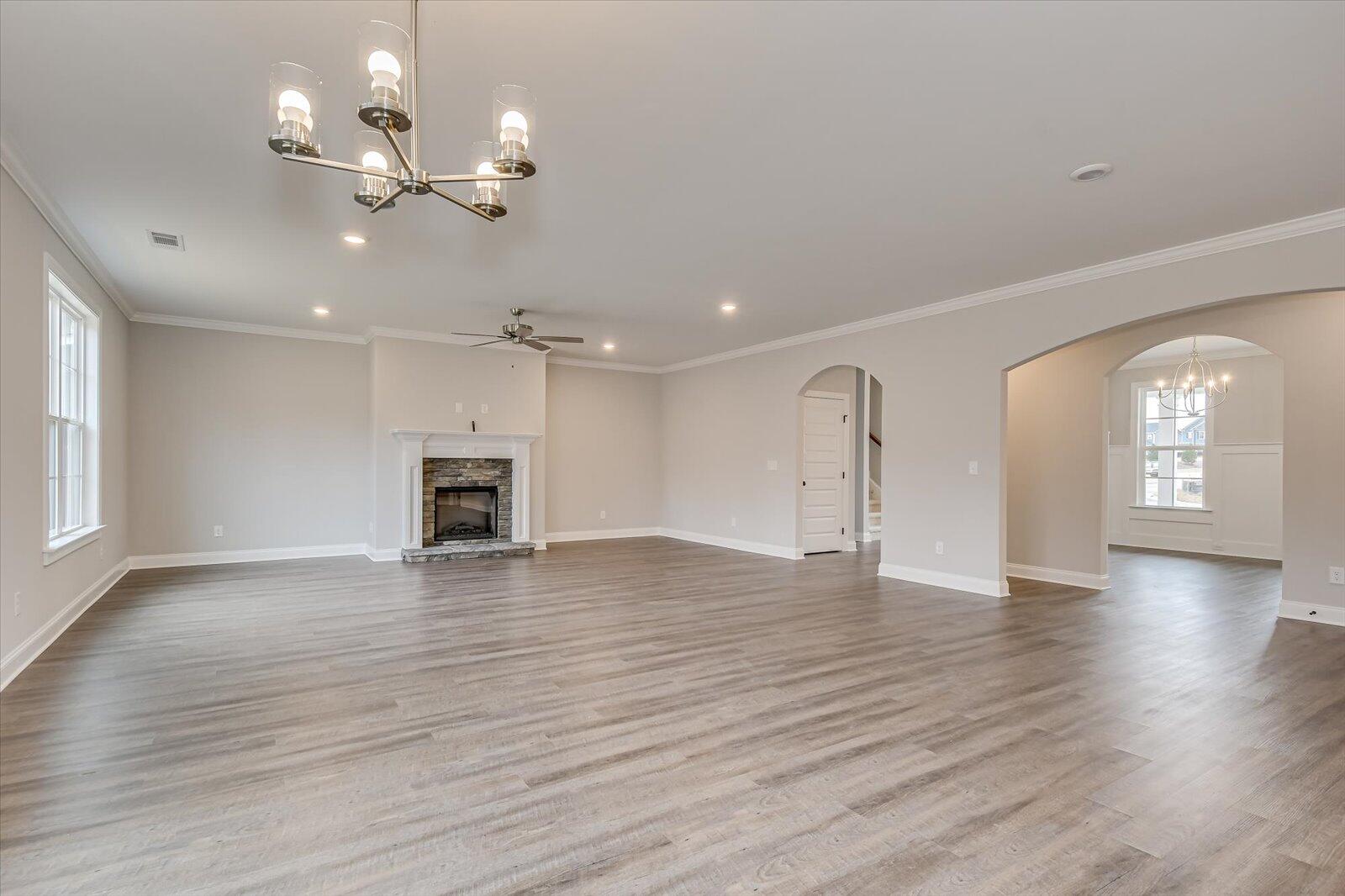 908 Walker Pt Drive