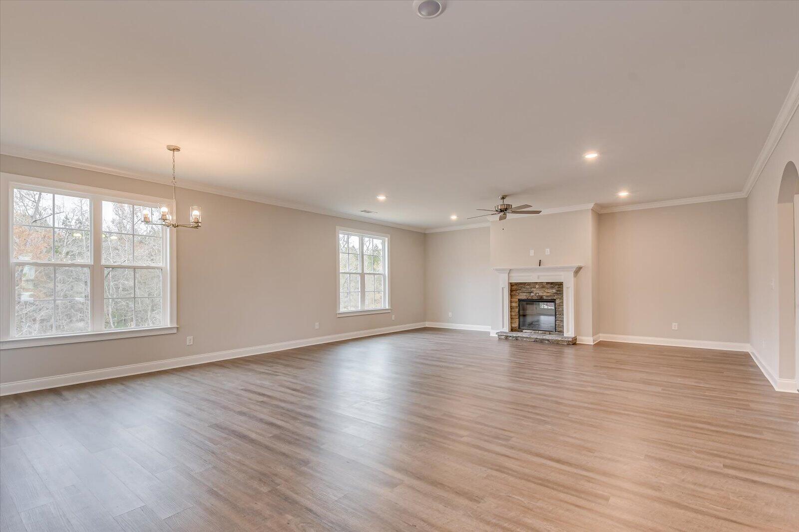 908 Walker Pt Drive