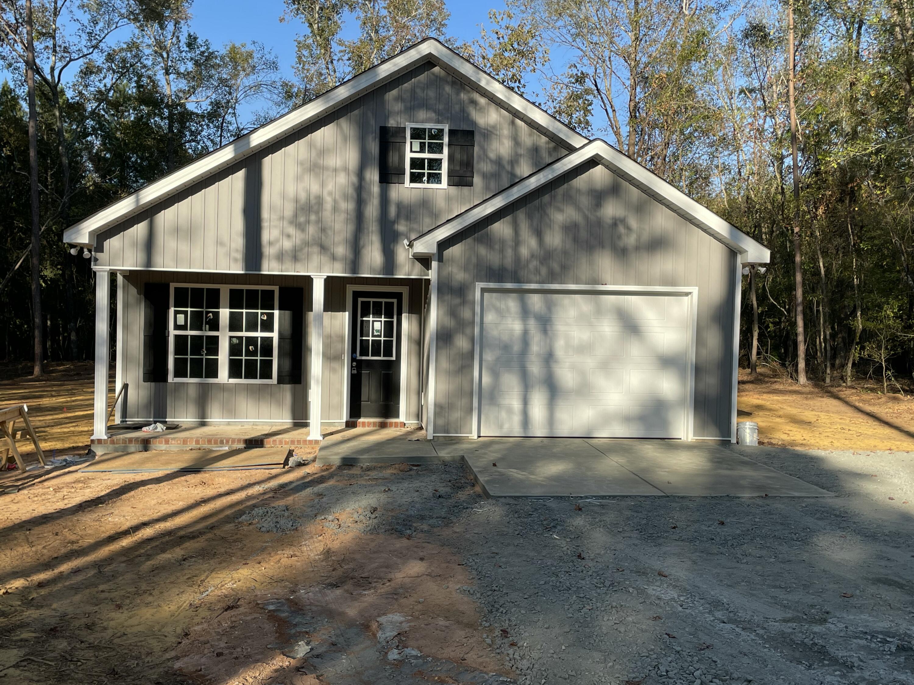 512 Lakewood Drive