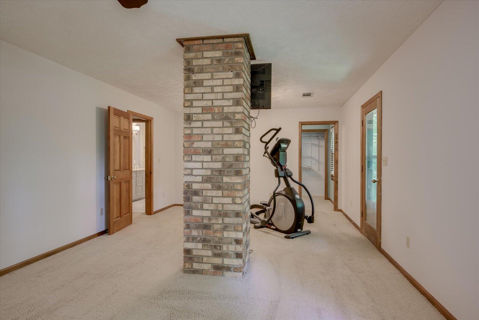 4833 Mcgahee Road