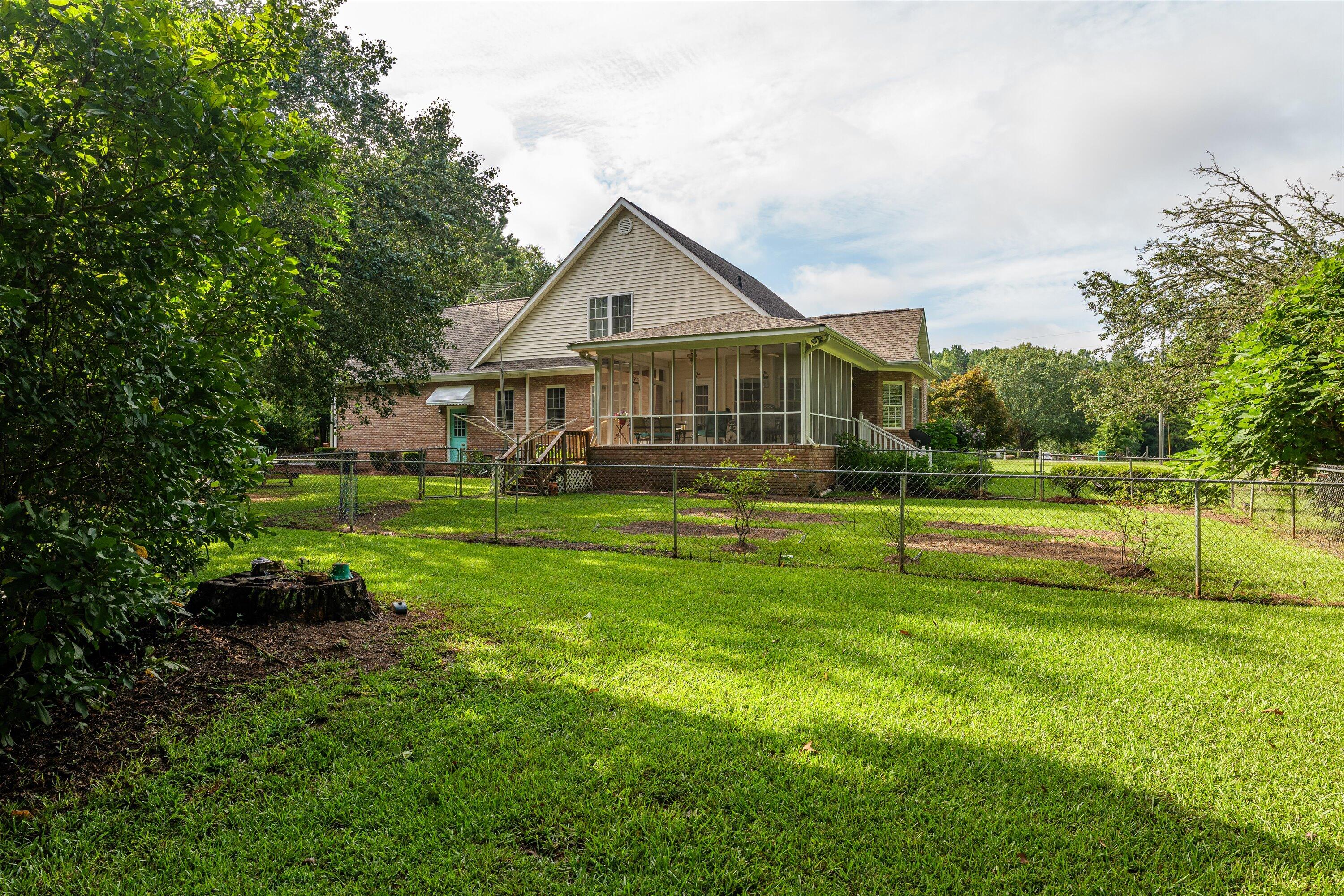2240 Red Haven Drive