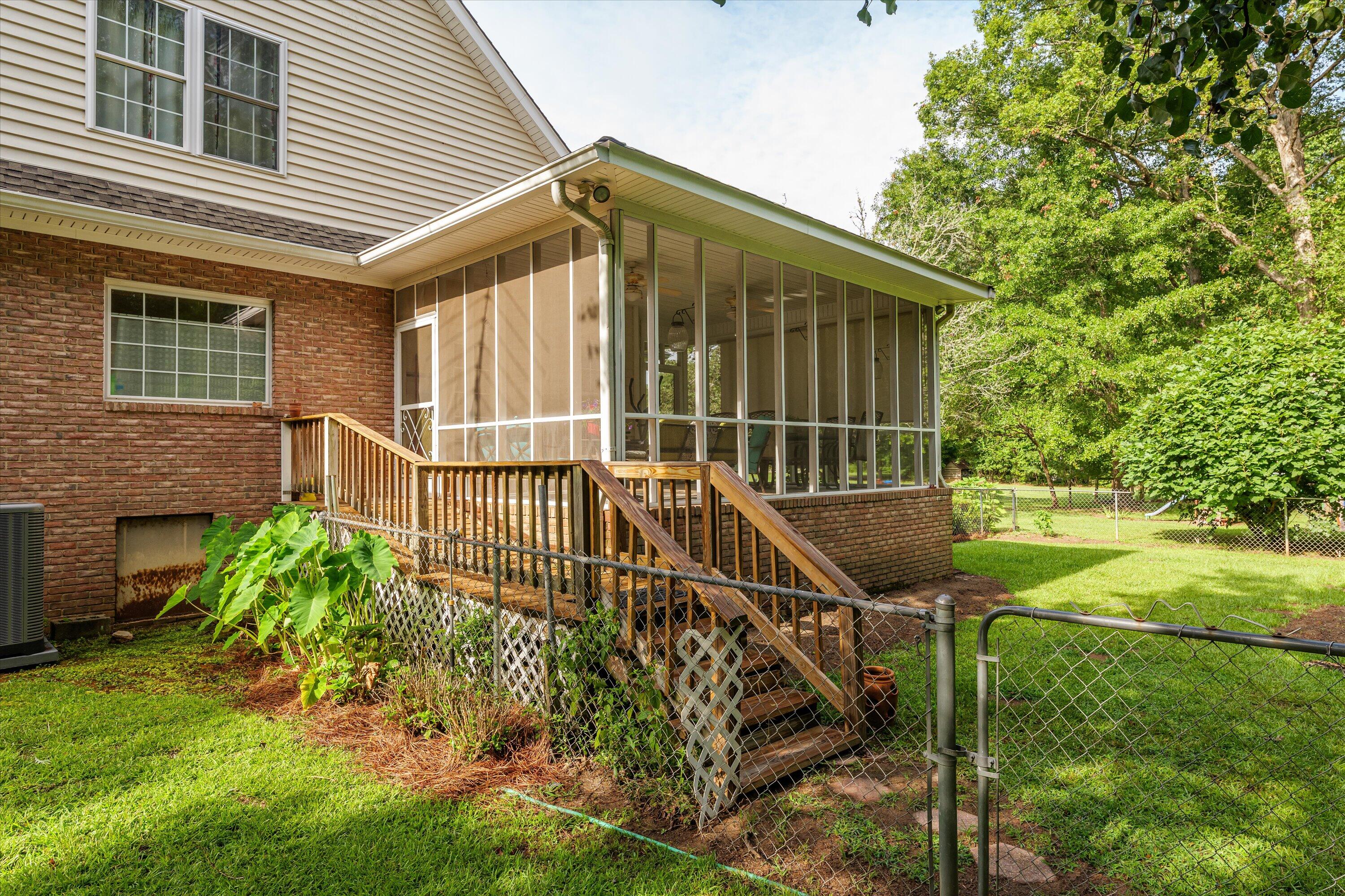 2240 Red Haven Drive