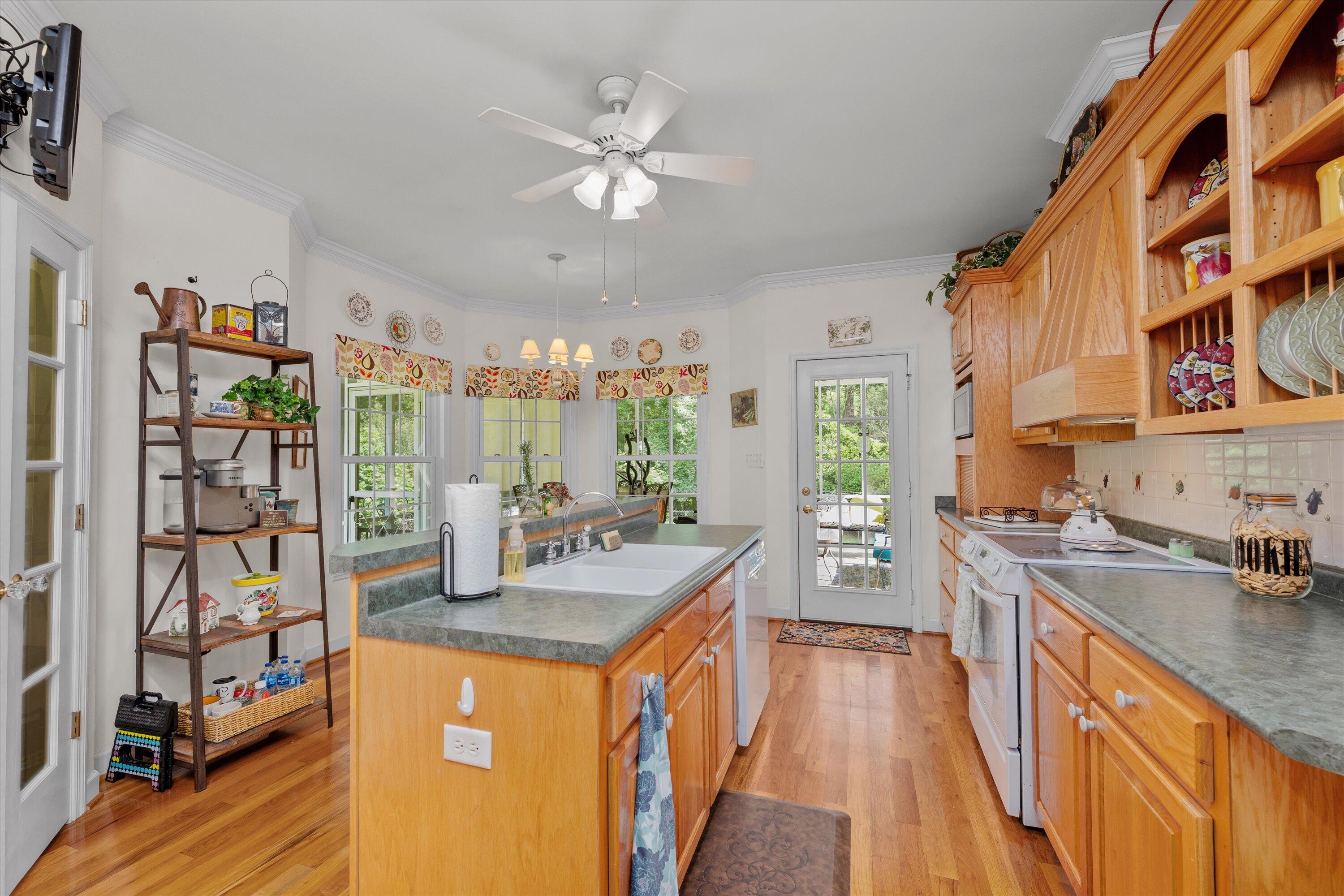 2240 Red Haven Drive