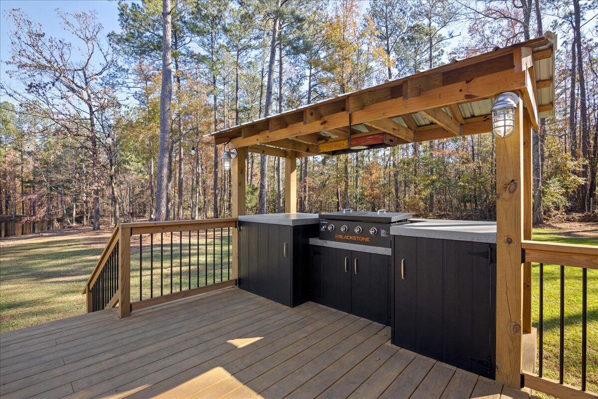 6530 Roberts Drive