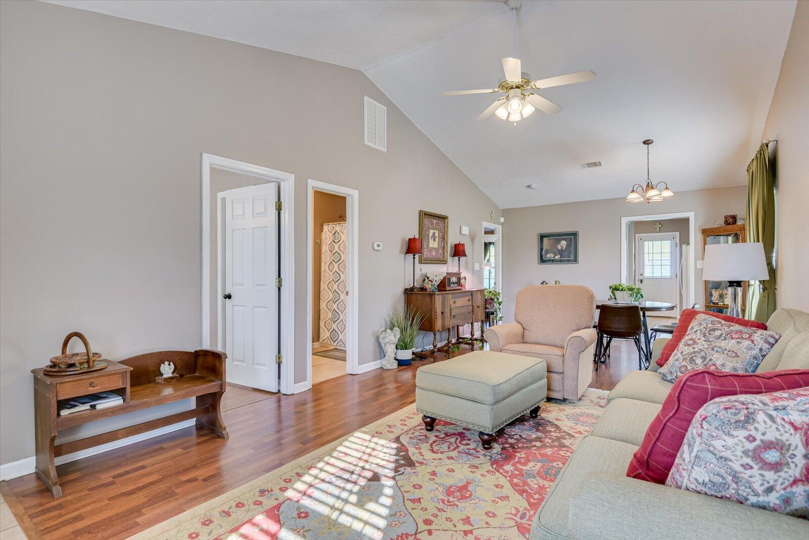 330 Greendale Place