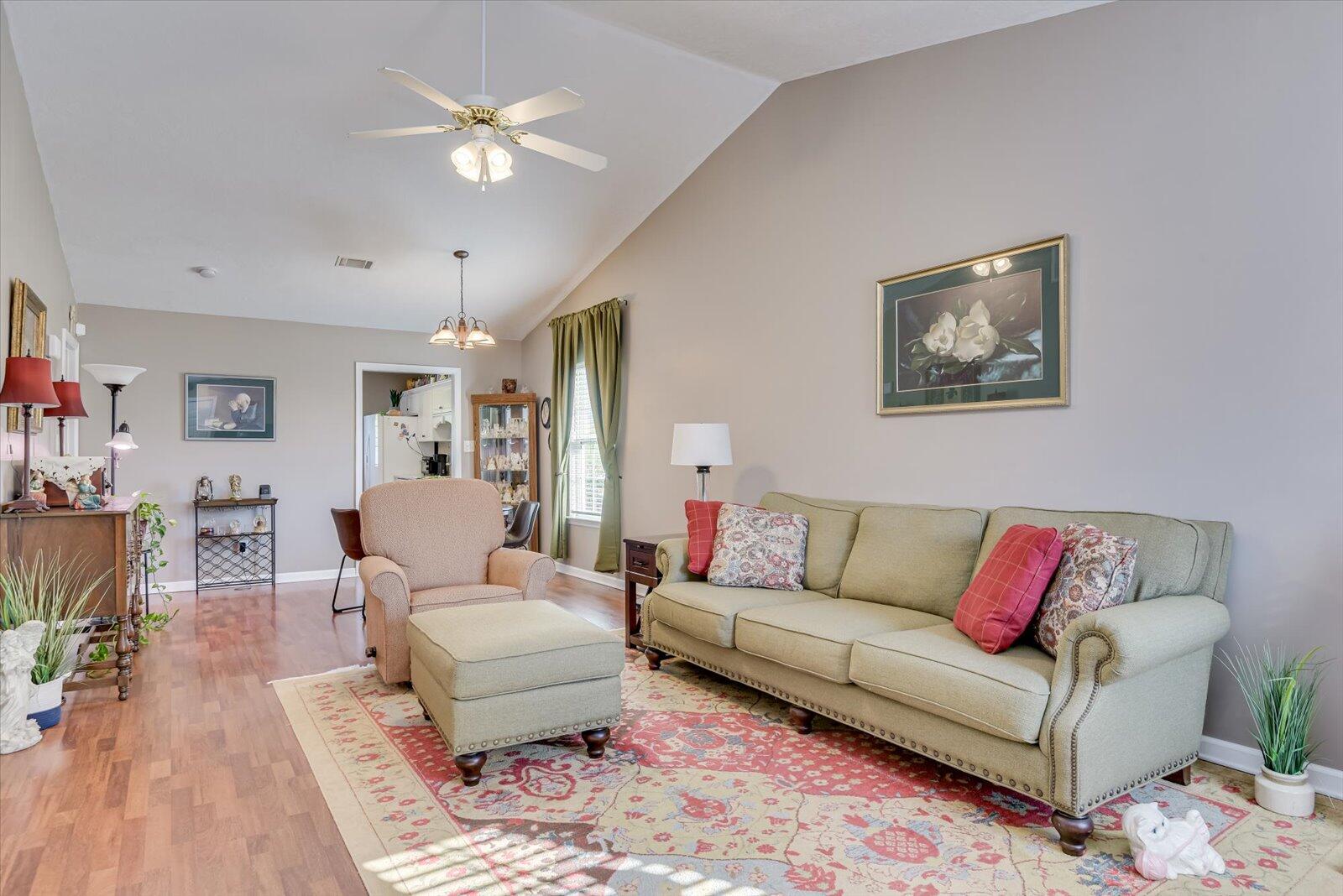 330 Greendale Place