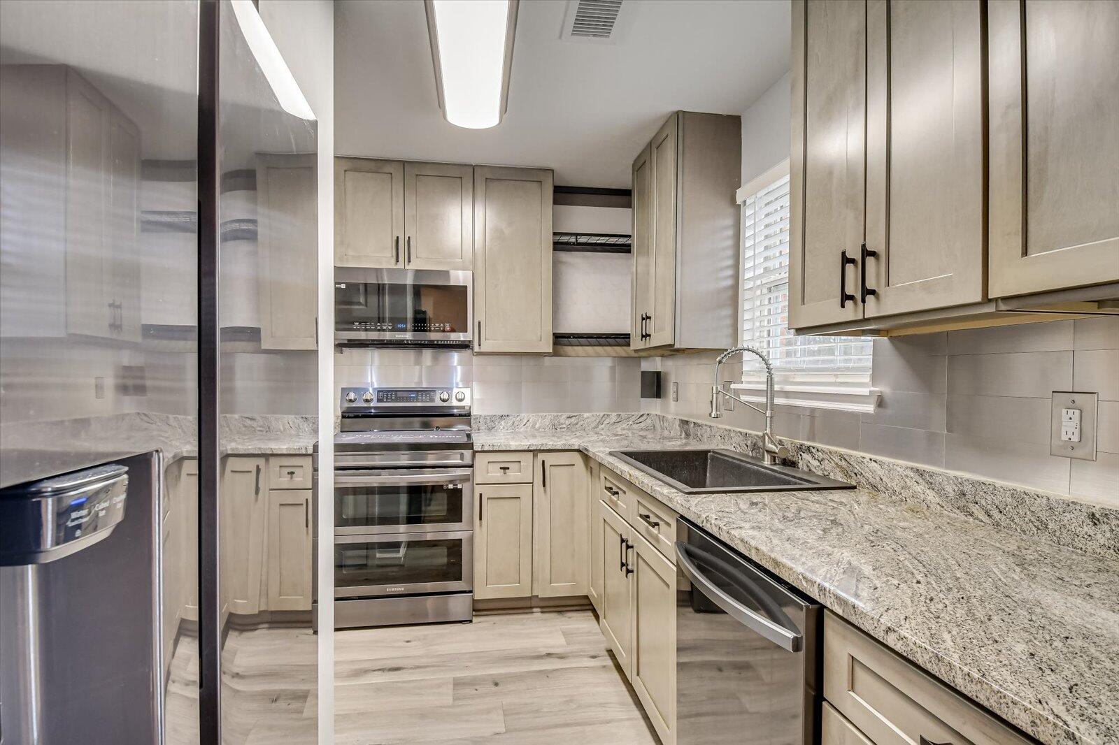 312 Hornhead Drive