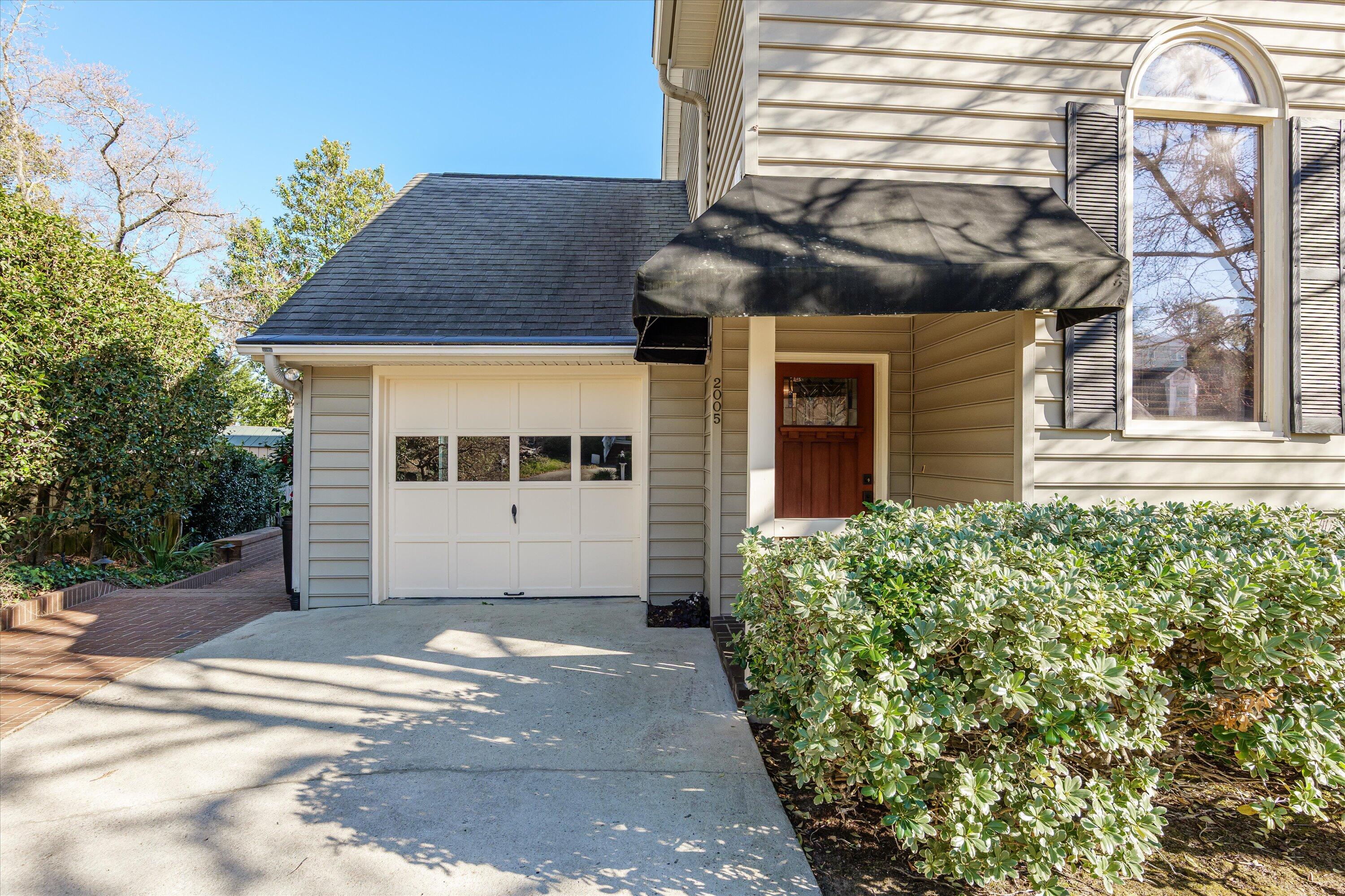 2005 Summer Ridge Drive