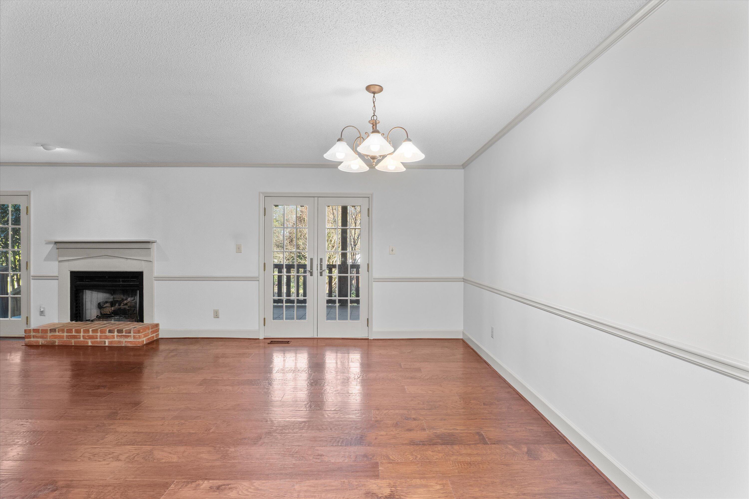 2005 Summer Ridge Drive